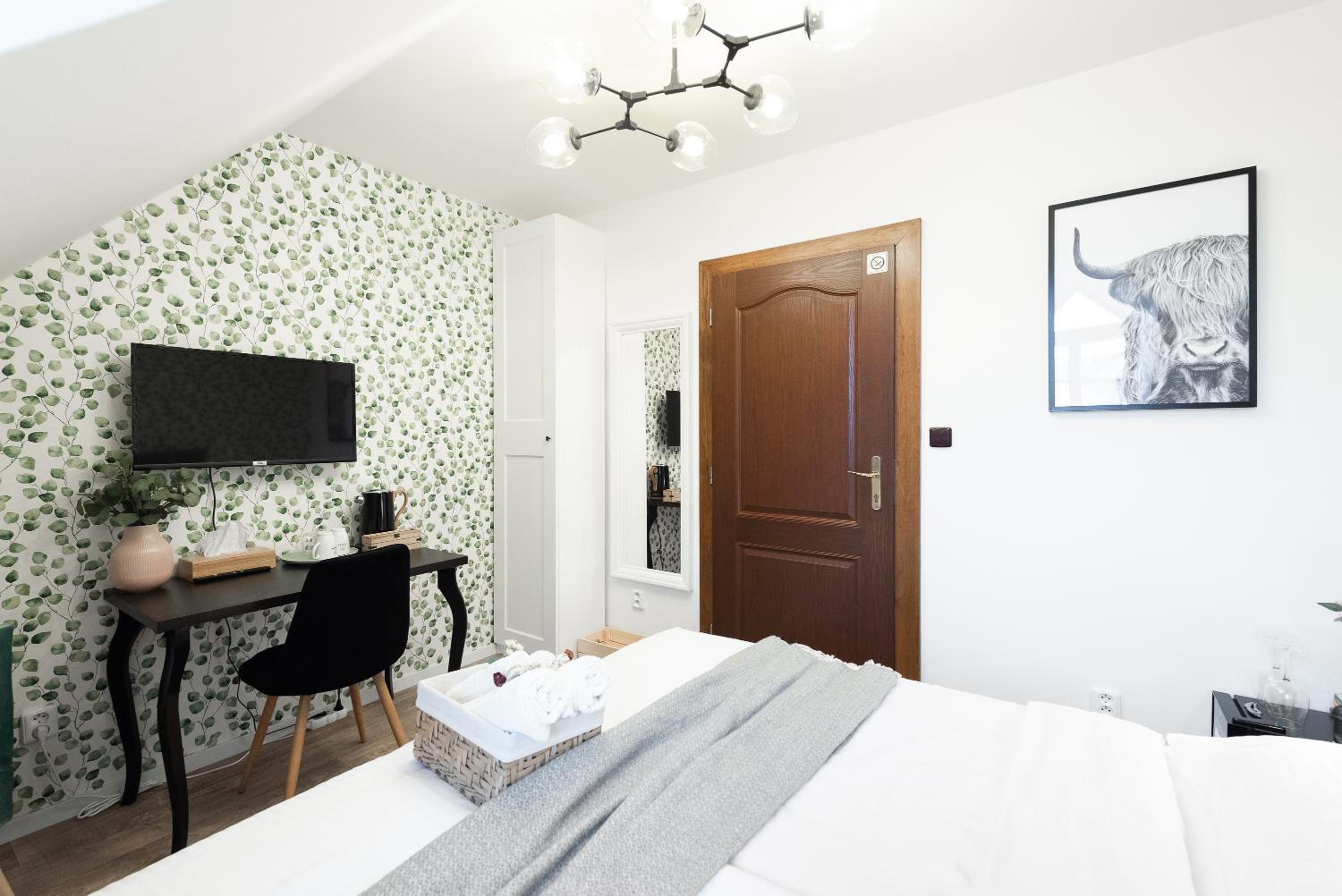 Double Room with Shared Bathroom photo 3