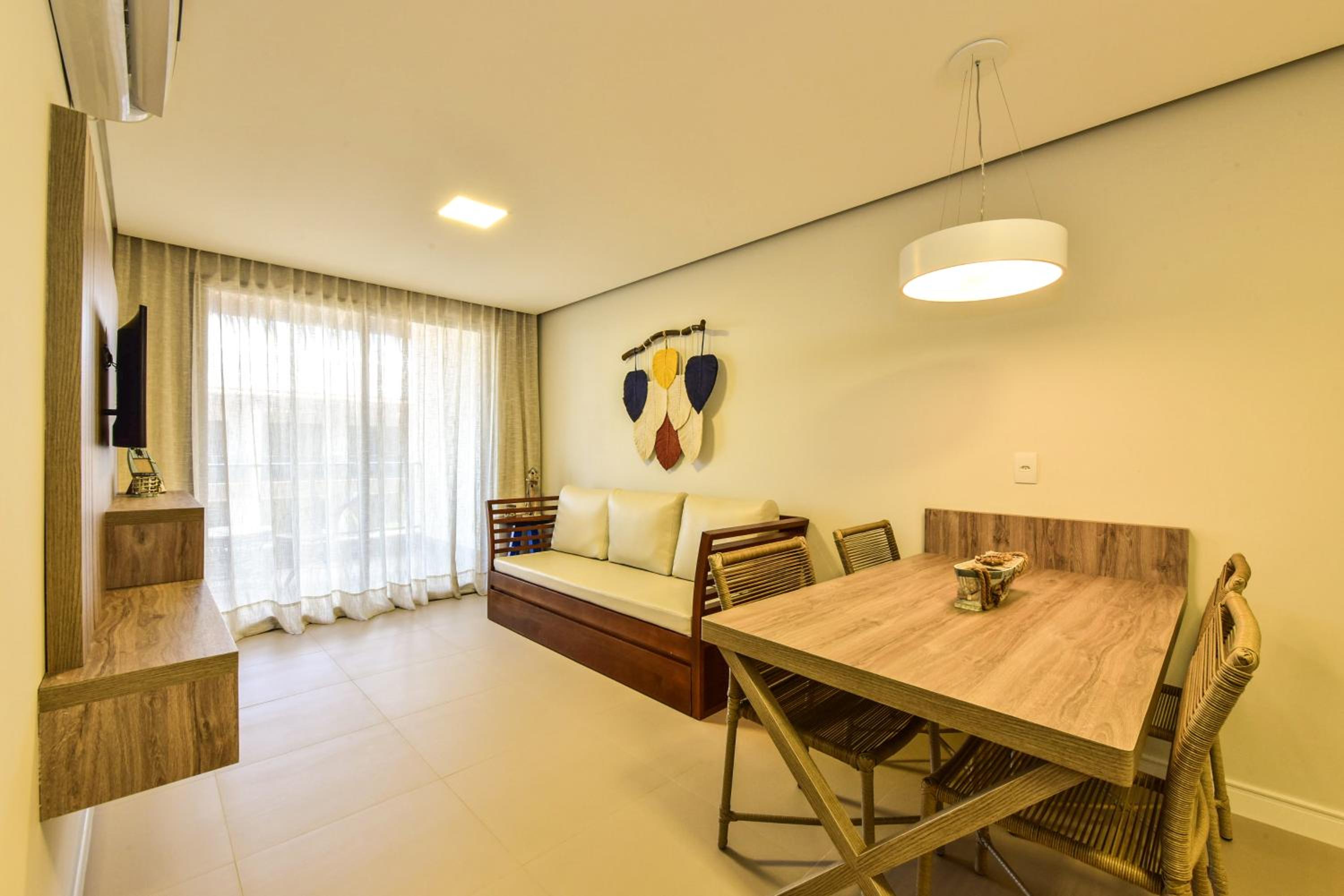 Deluxe Suite - Photo 10