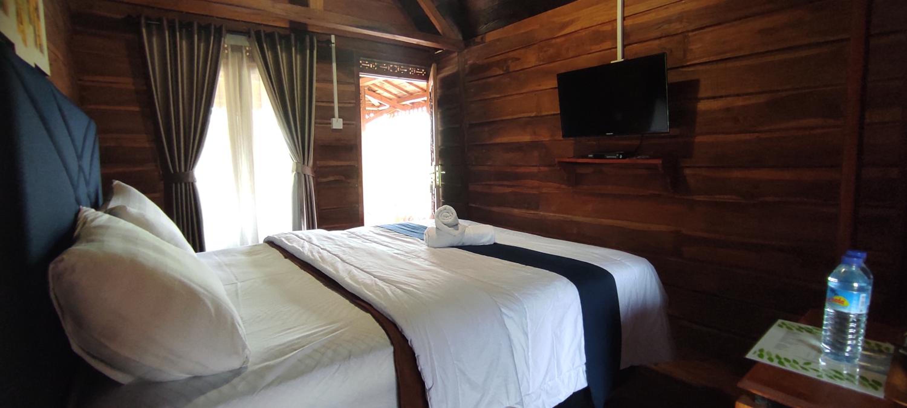 Deluxe Bungalow - Photo 5