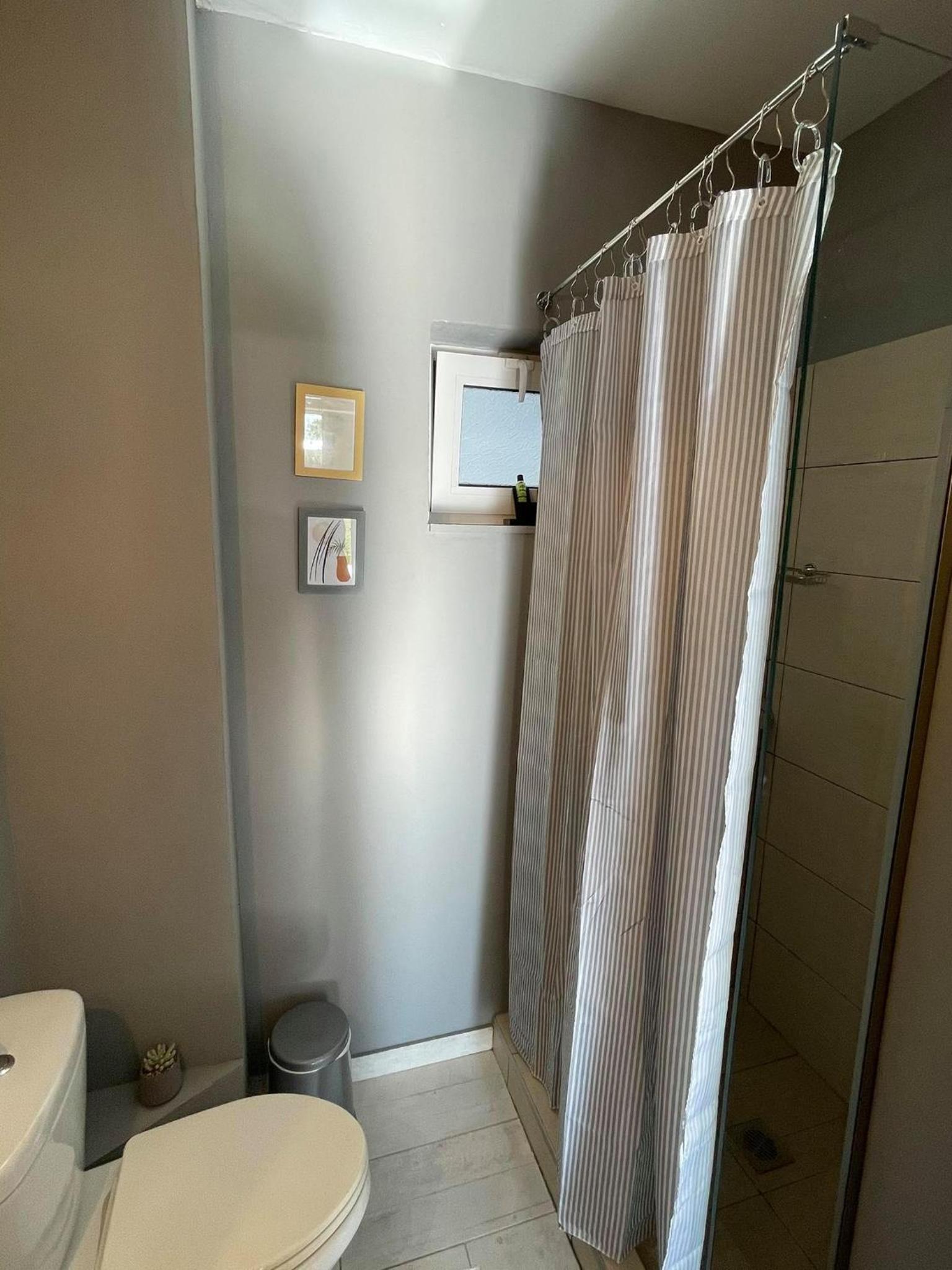 Two-Bedroom Apartment - Photo 10