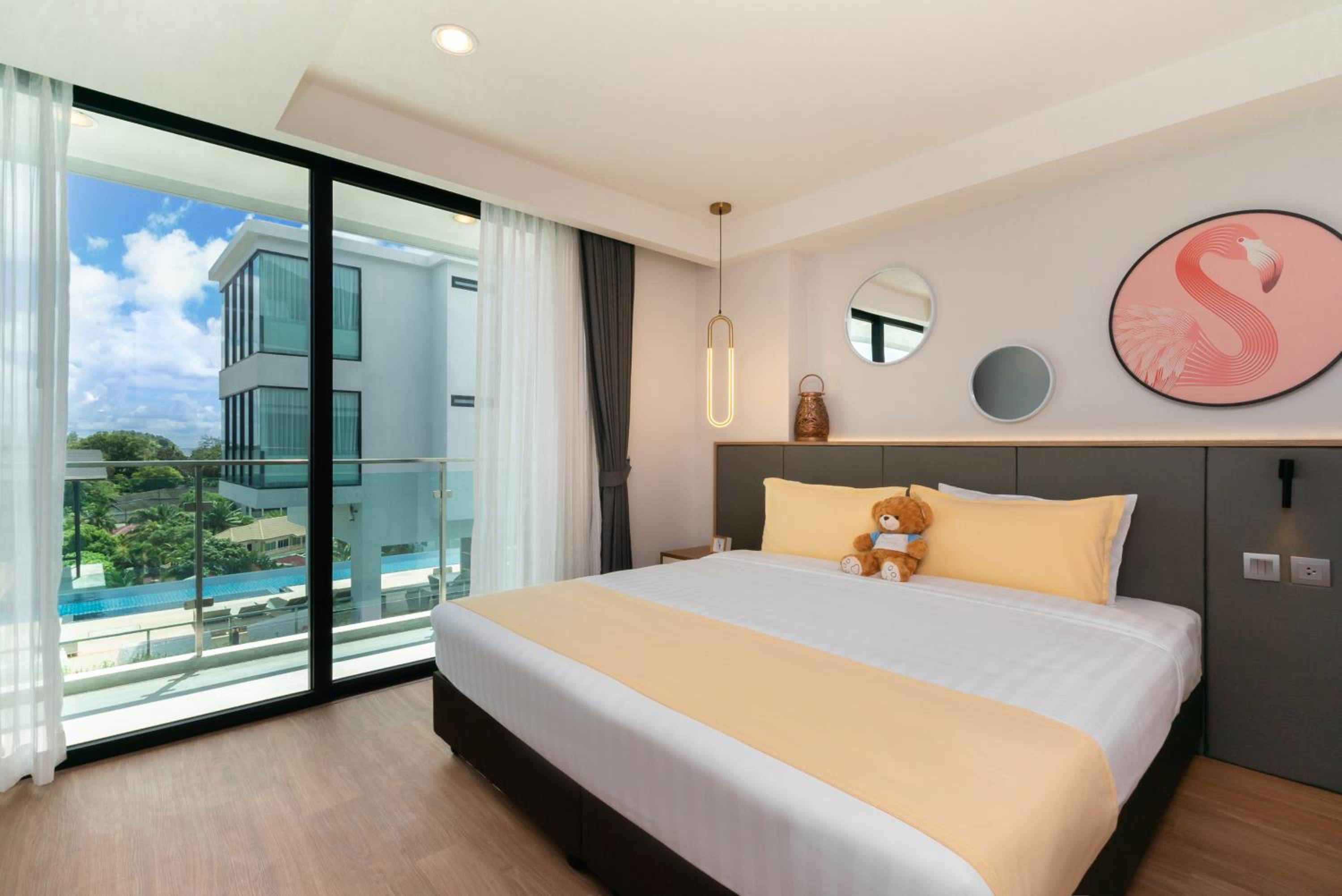 Two-Bedroom Suite - Photo 6