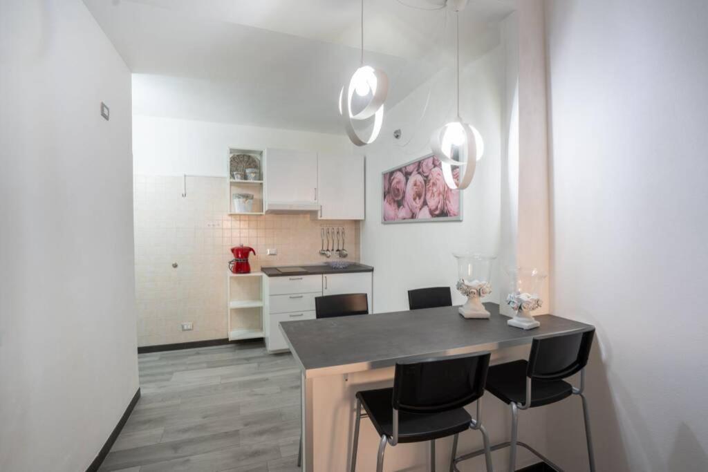 One-Bedroom Apartment - Photo 9