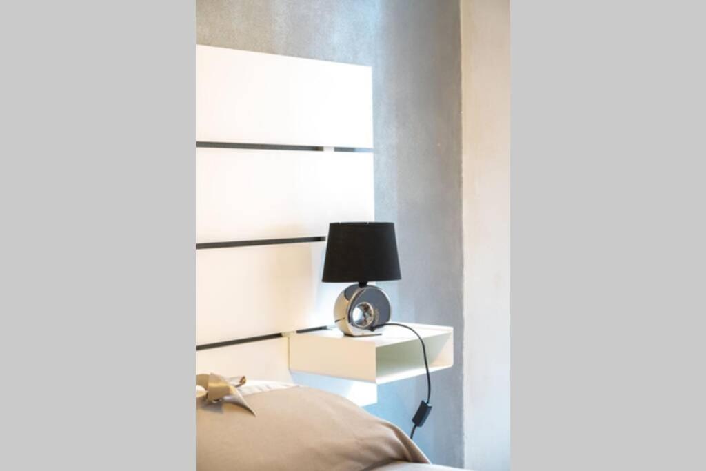 One-Bedroom Apartment - Photo 7