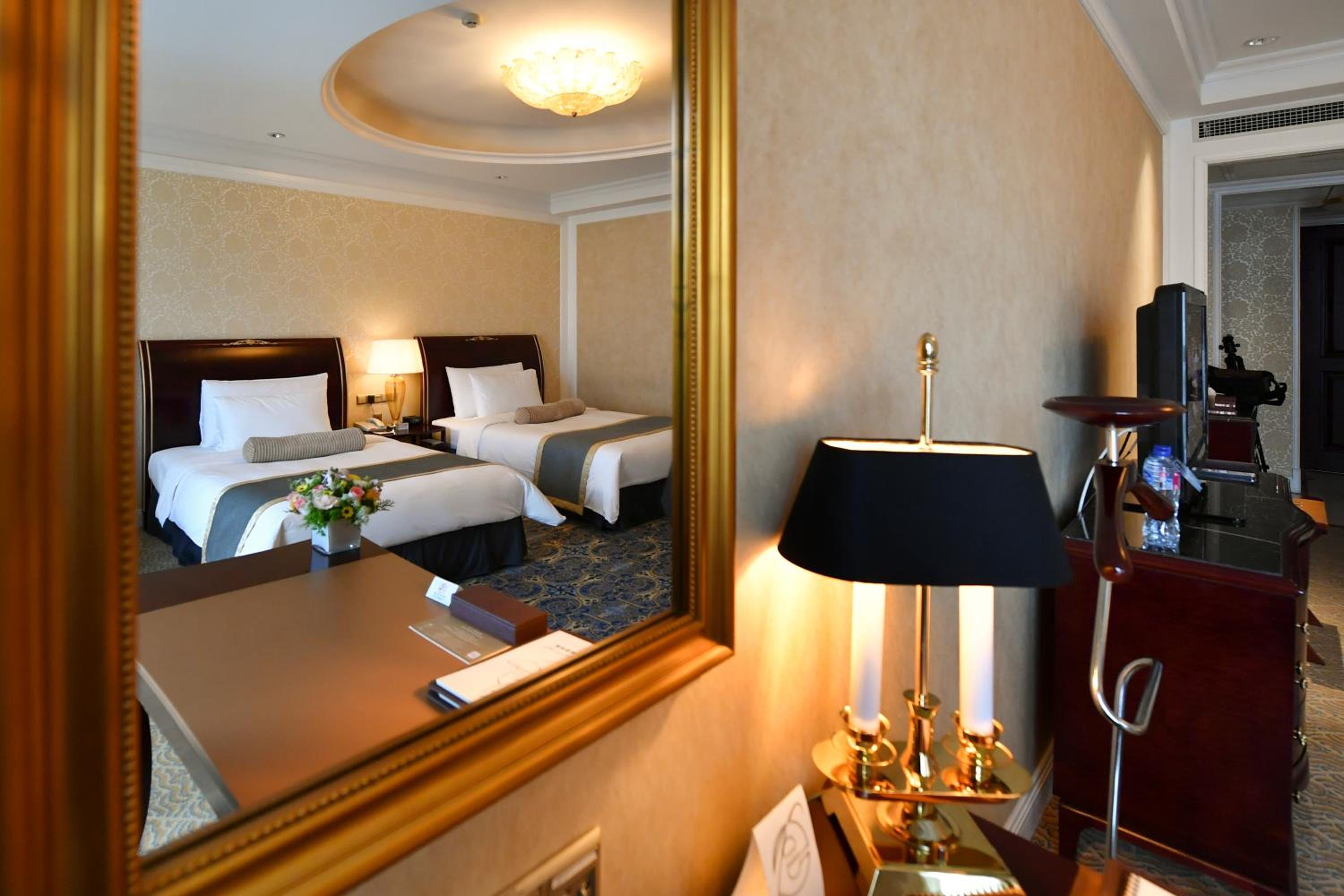 Deluxe Business Twin Room DOTD