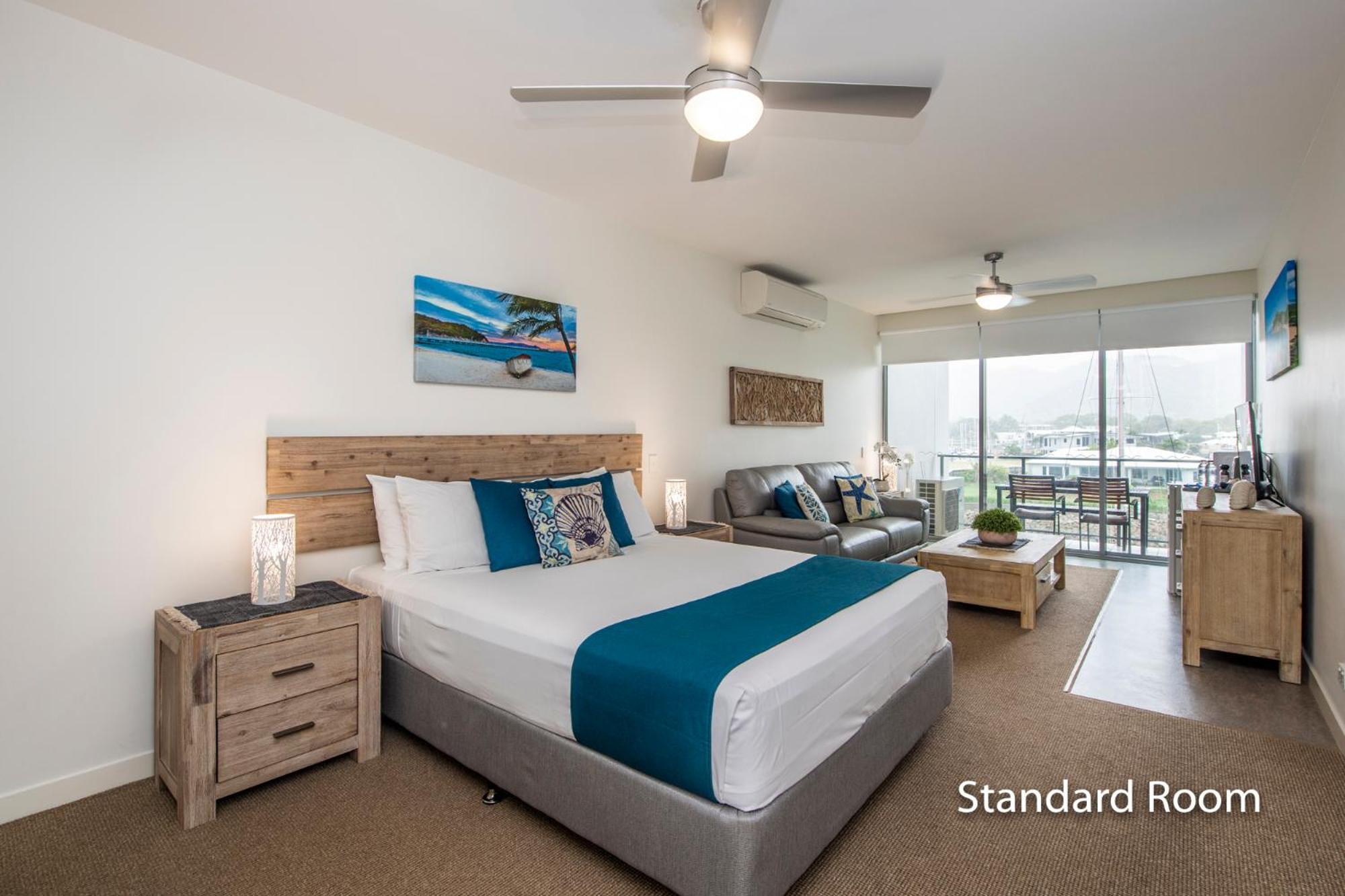 Hotel Room with Sea View photo 3