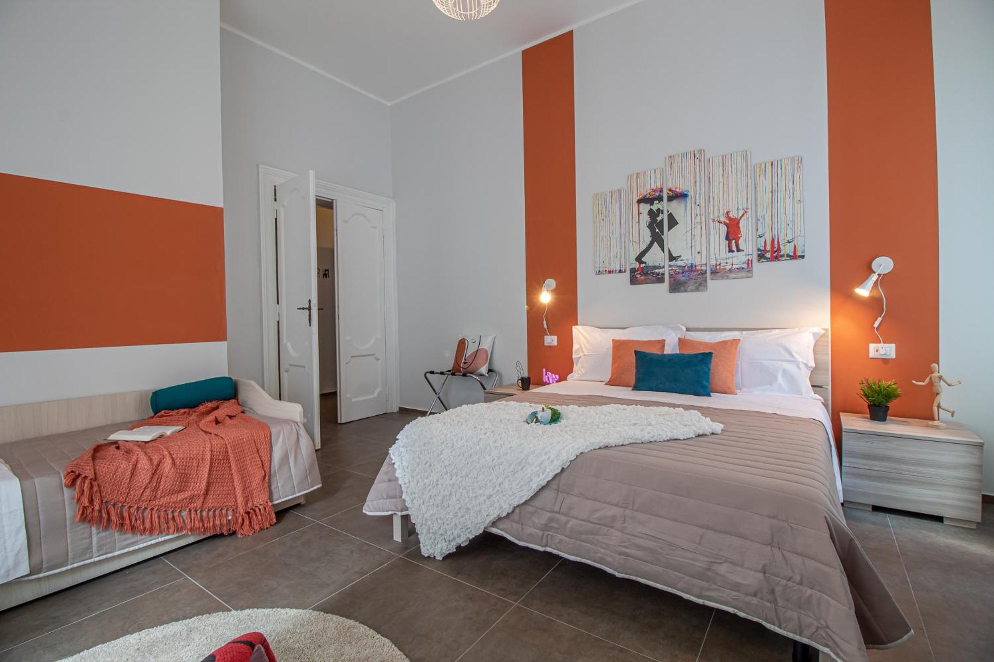 One-Bedroom Apartment - Photo 11