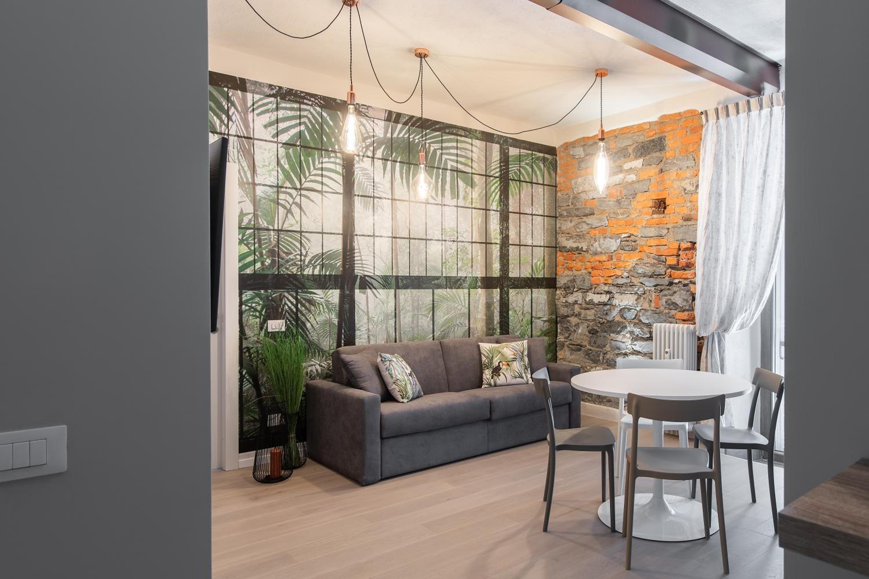 One-Bedroom Apartment - Photo 16