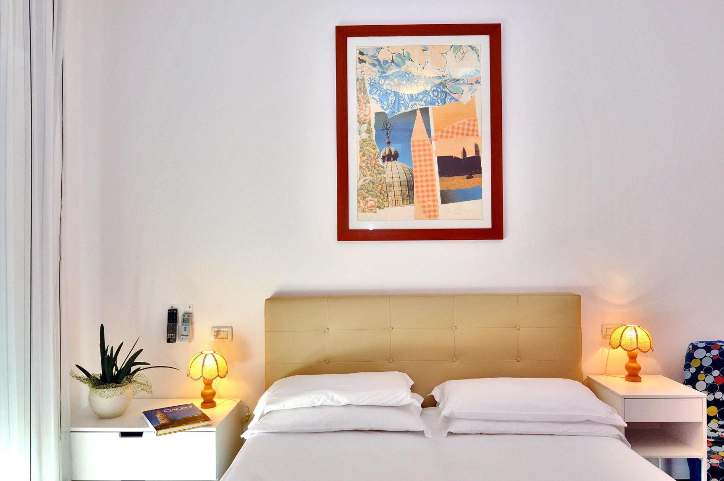 Standard Double or Twin Room photo 2