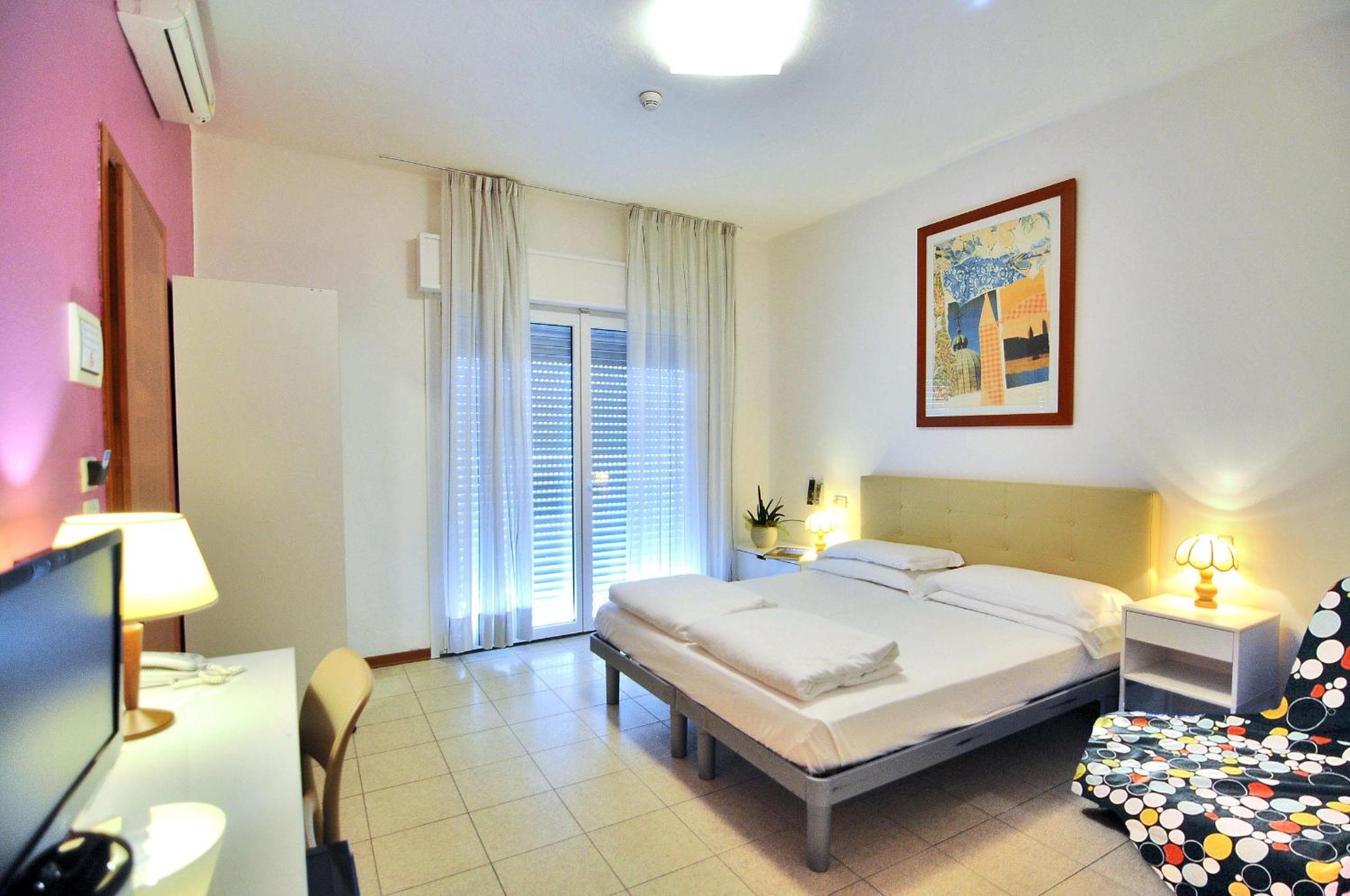 Double or Twin Room photo 1