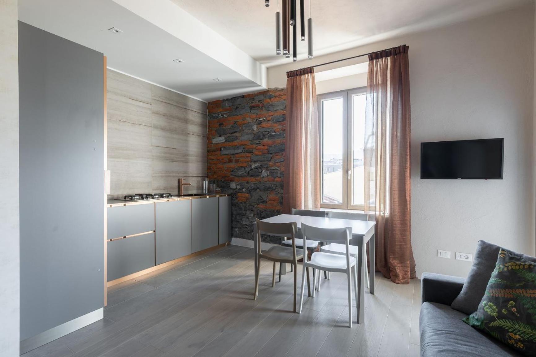 One-Bedroom Apartment - Photo 33