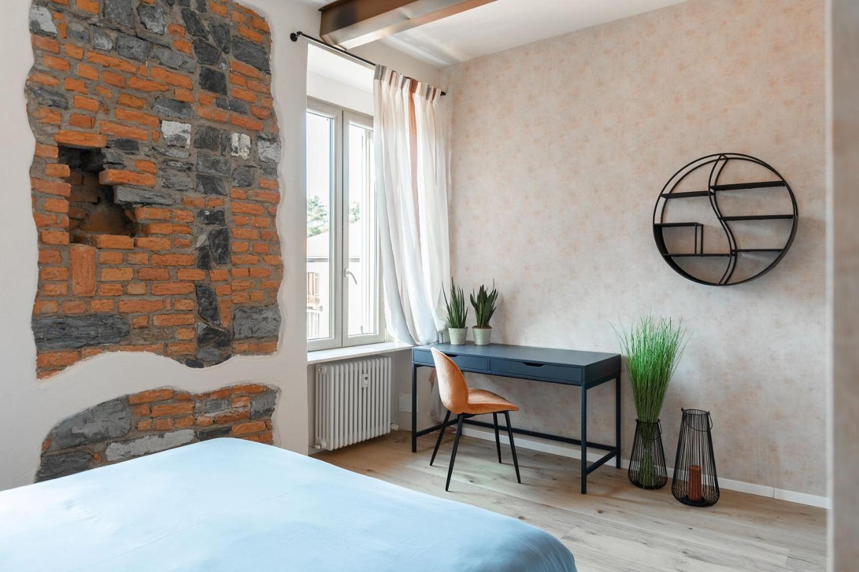 One-Bedroom Apartment - Photo 31