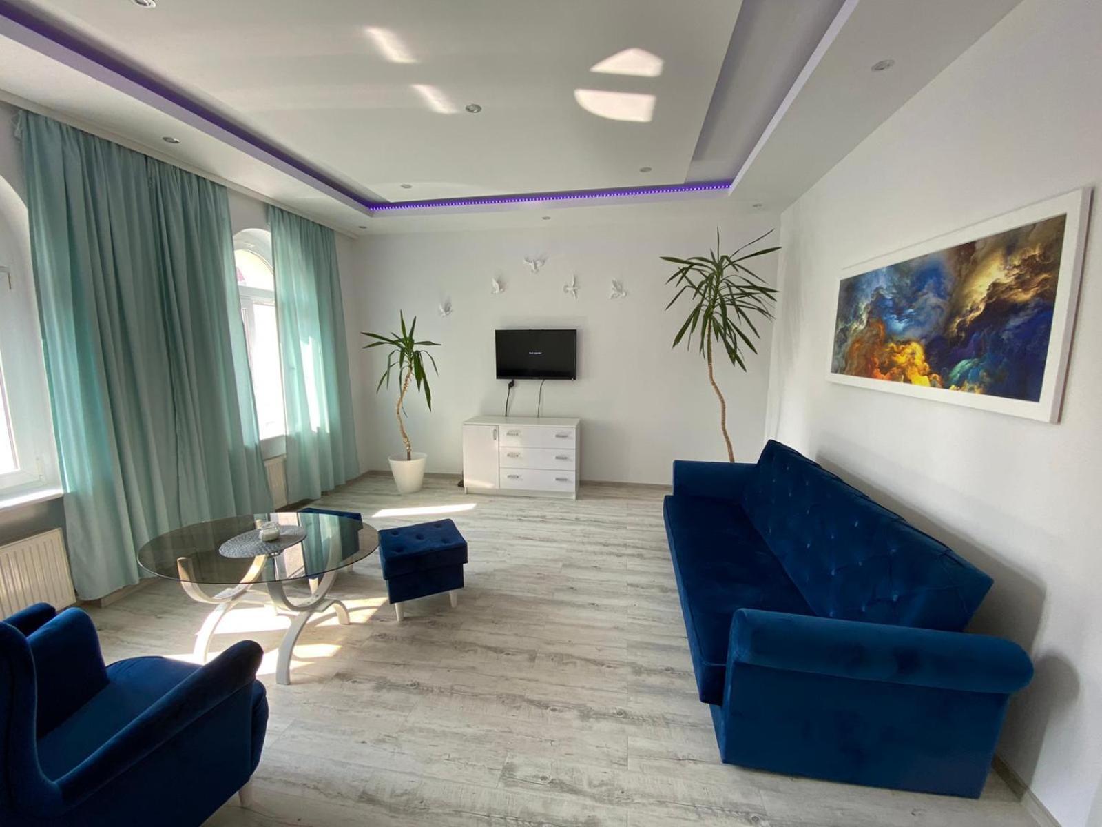 Three-Bedroom Apartment photo 1