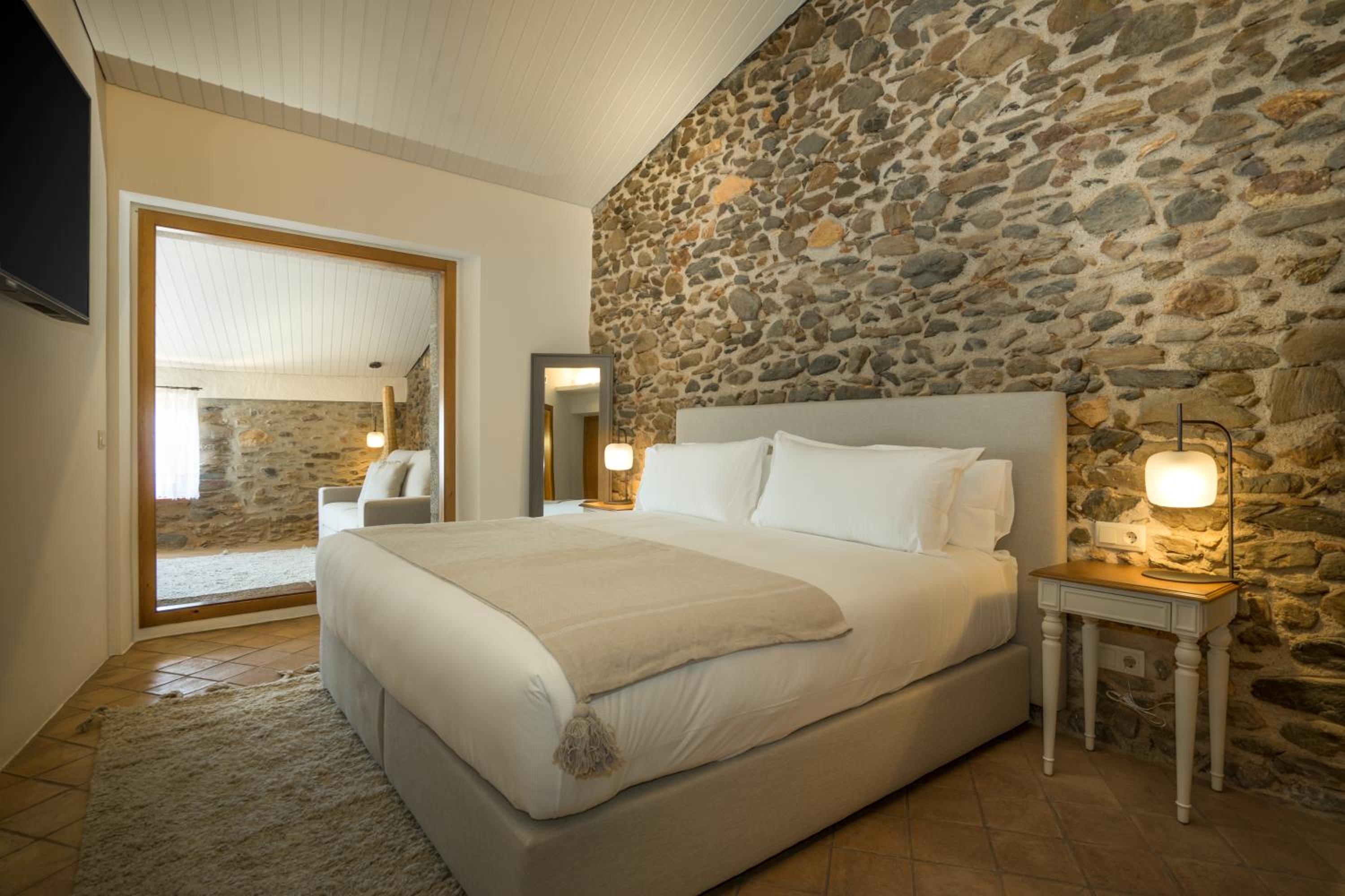 Suite with Garden View - Photo 1