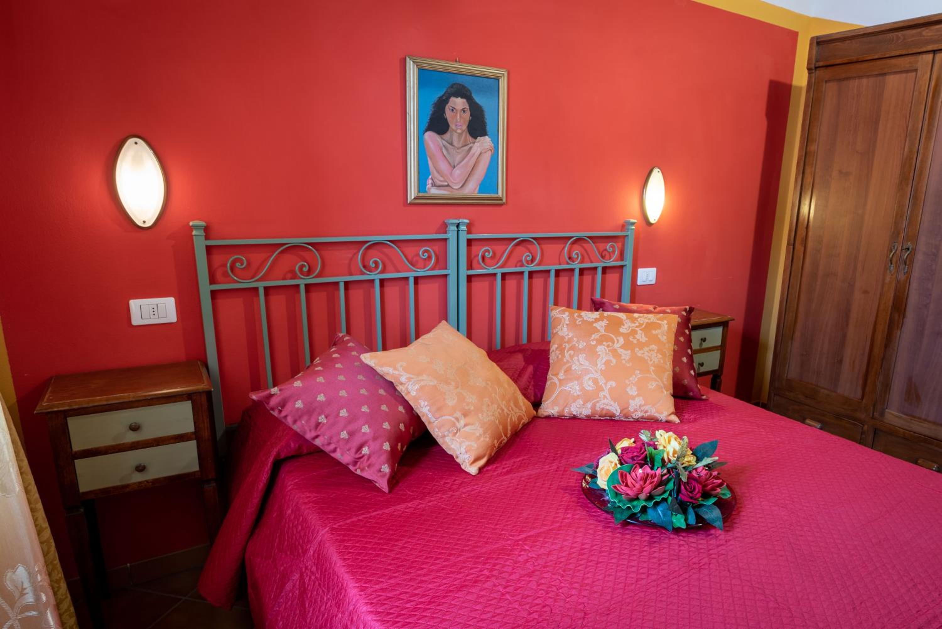 Two-Bedroom Apartment - Photo 39
