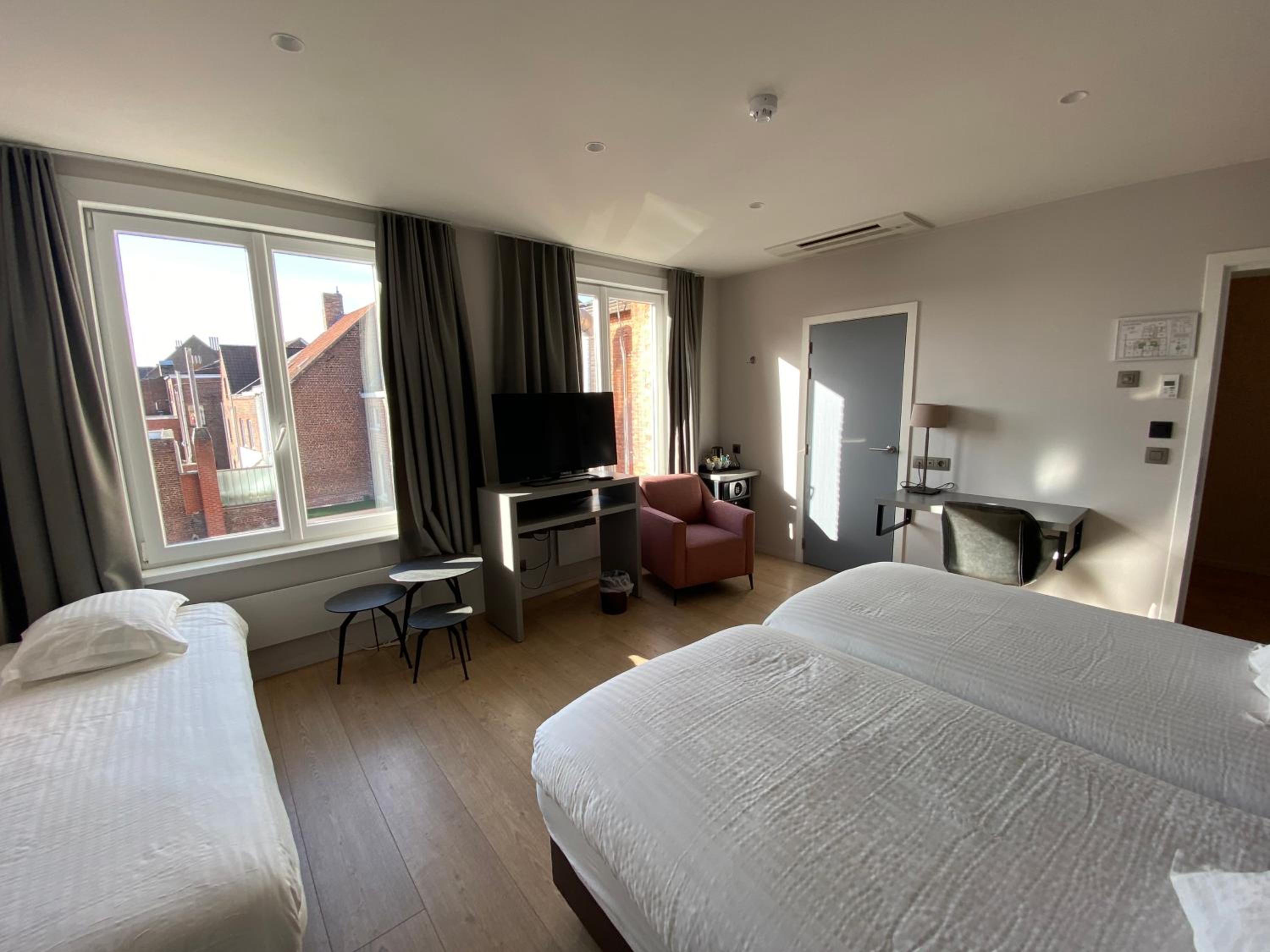 Triple Room - Photo 2