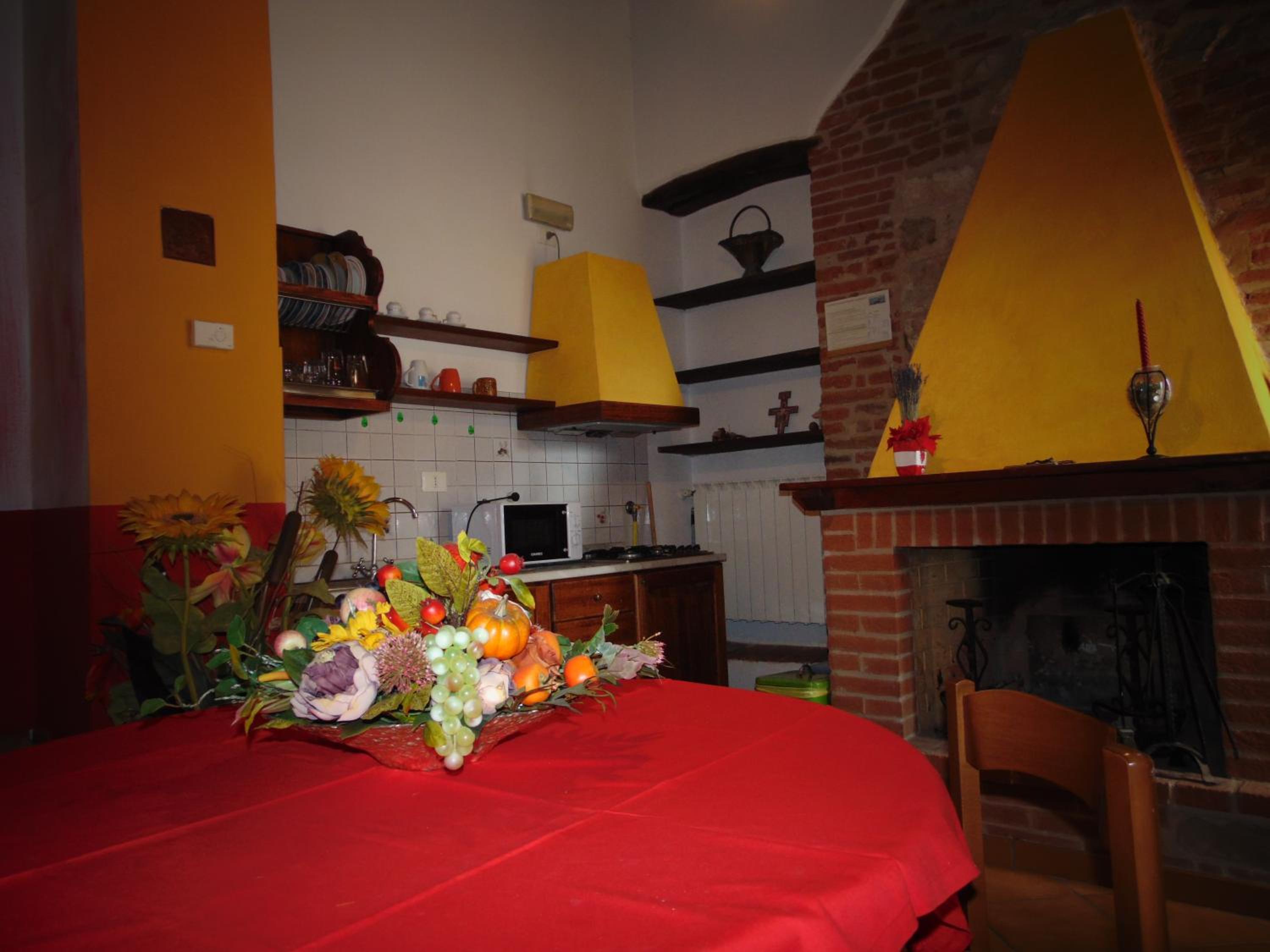 Two-Bedroom Apartment - Photo 10