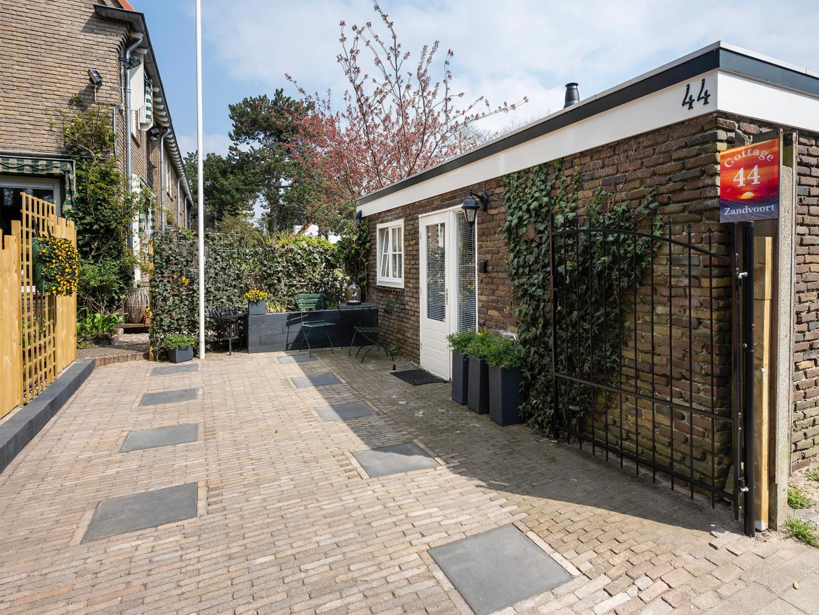 Studio with Terrace - Photo 18