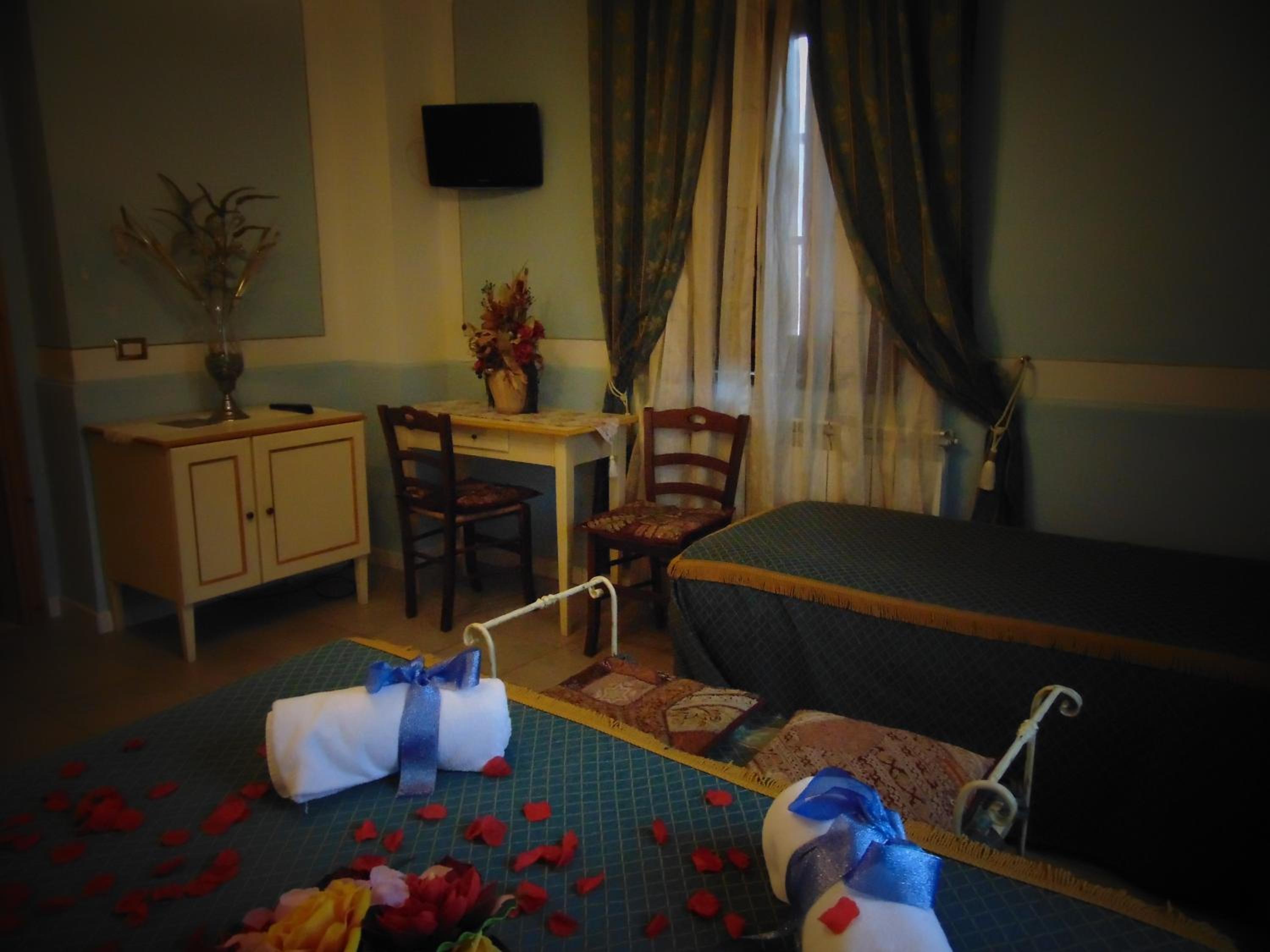 Triple Room - Photo 5