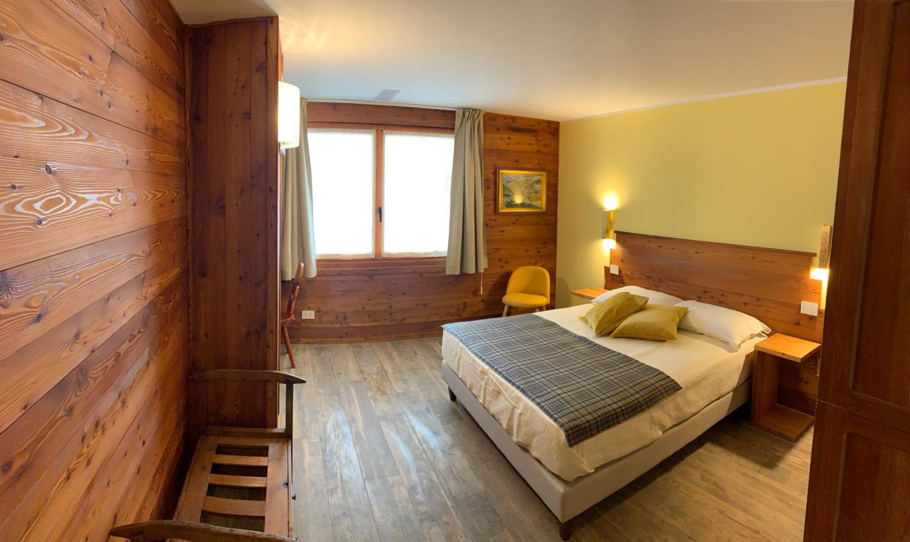 Large Double Room photo 2