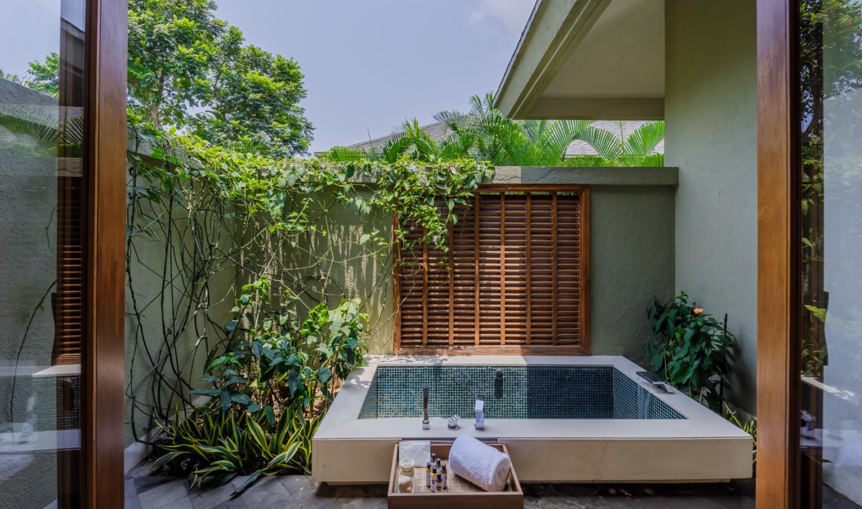 Four Bedroom Villa with private pool photo 2