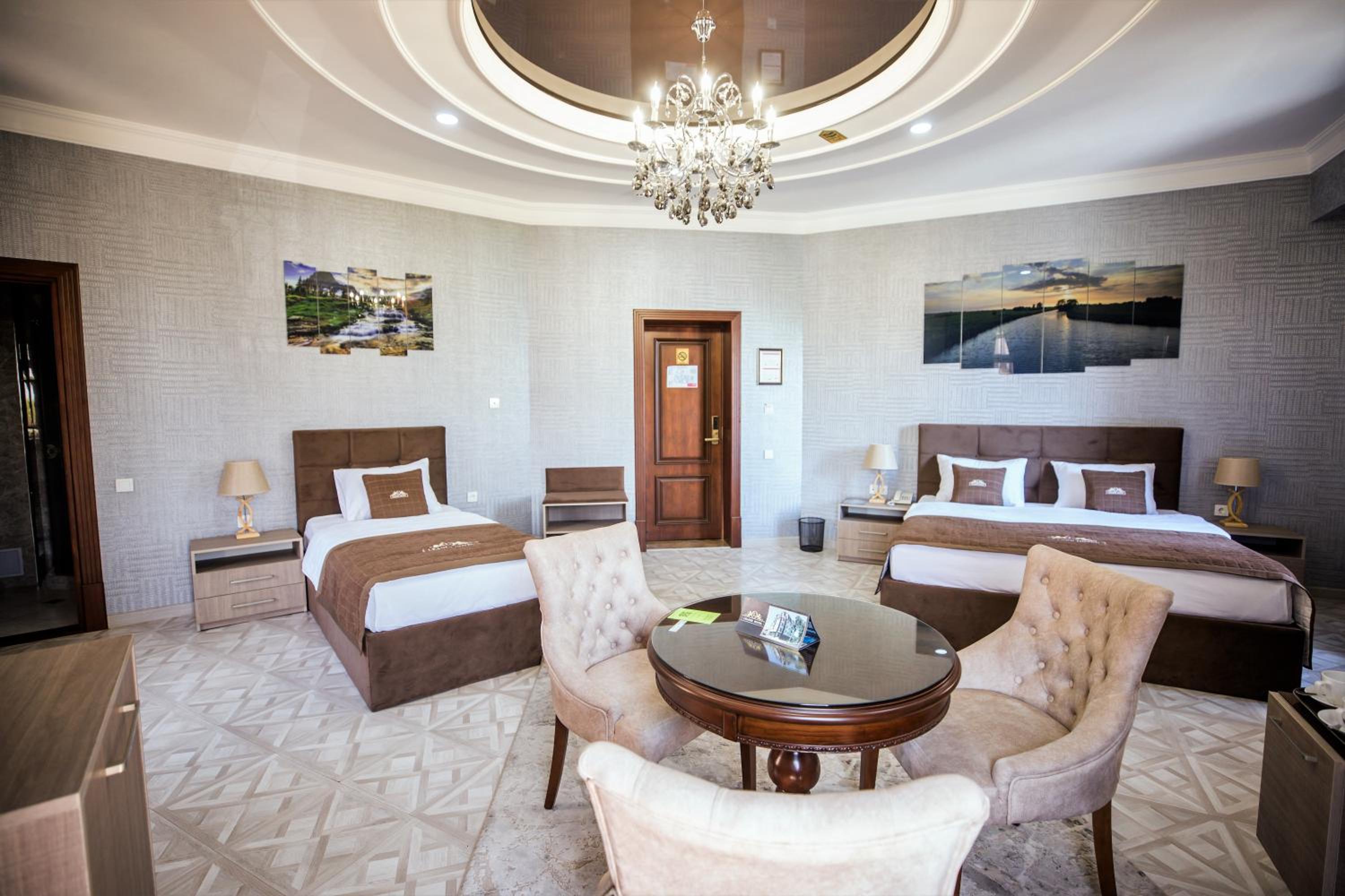 Suite photo 1