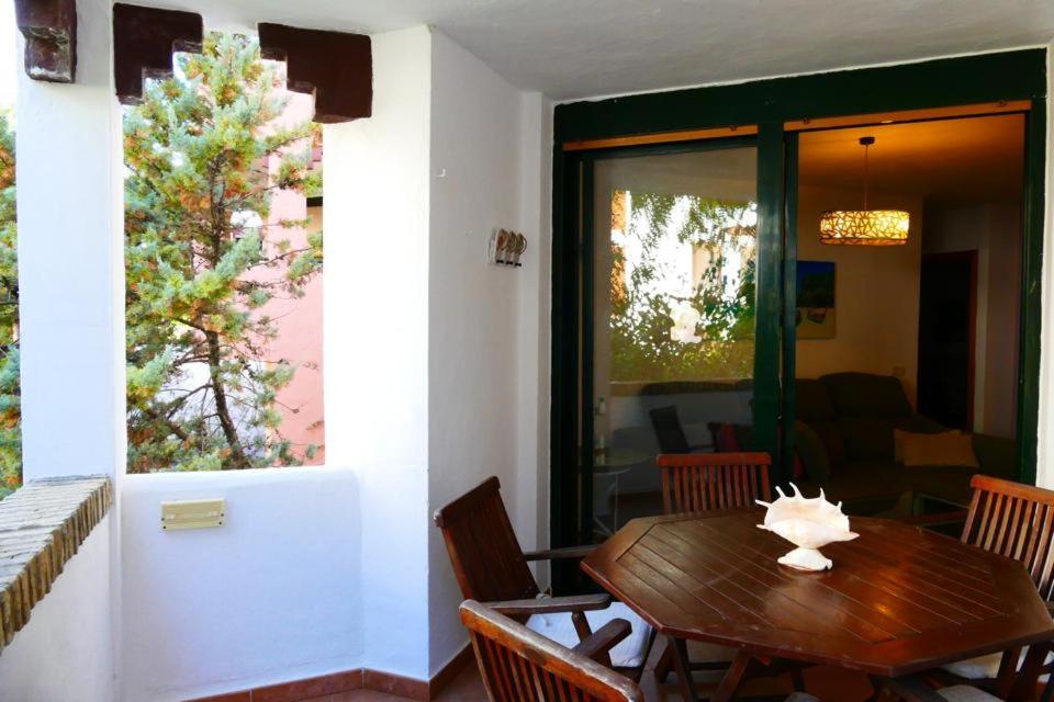 Two-Bedroom Apartment photo 2