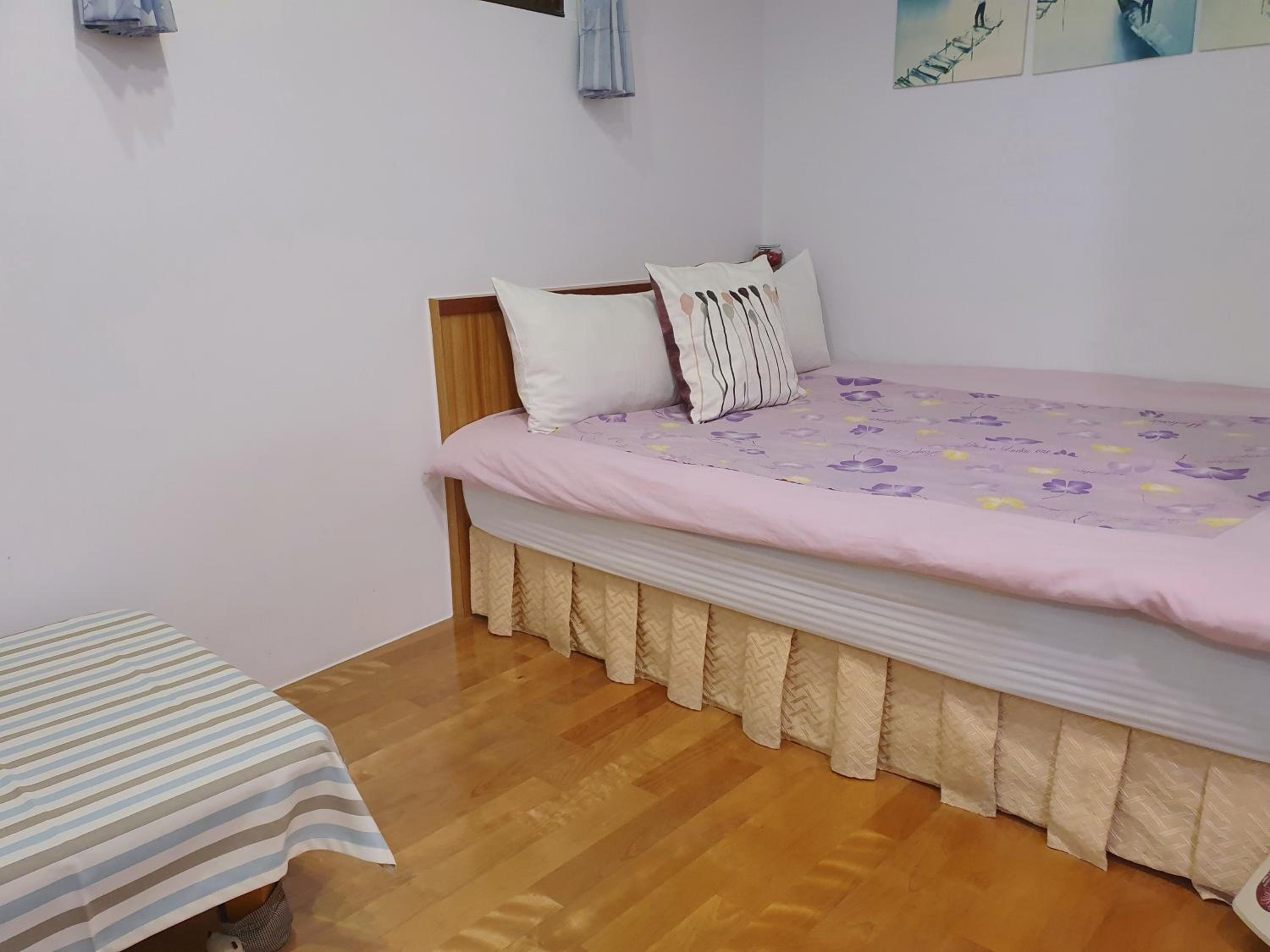 Double Room with Private Bathroom (No Window) photo 3