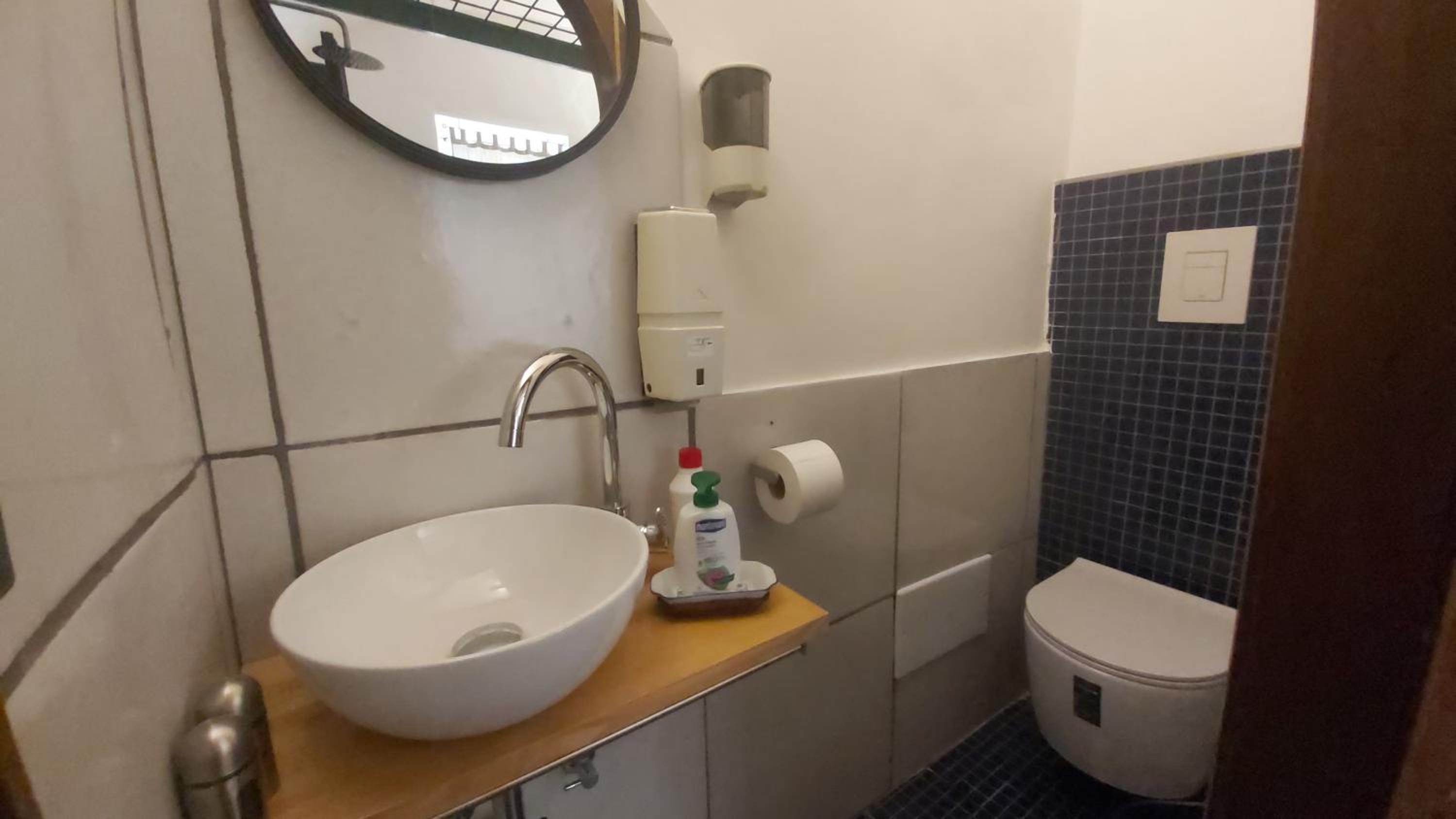 Double or Twin Room - Photo 17