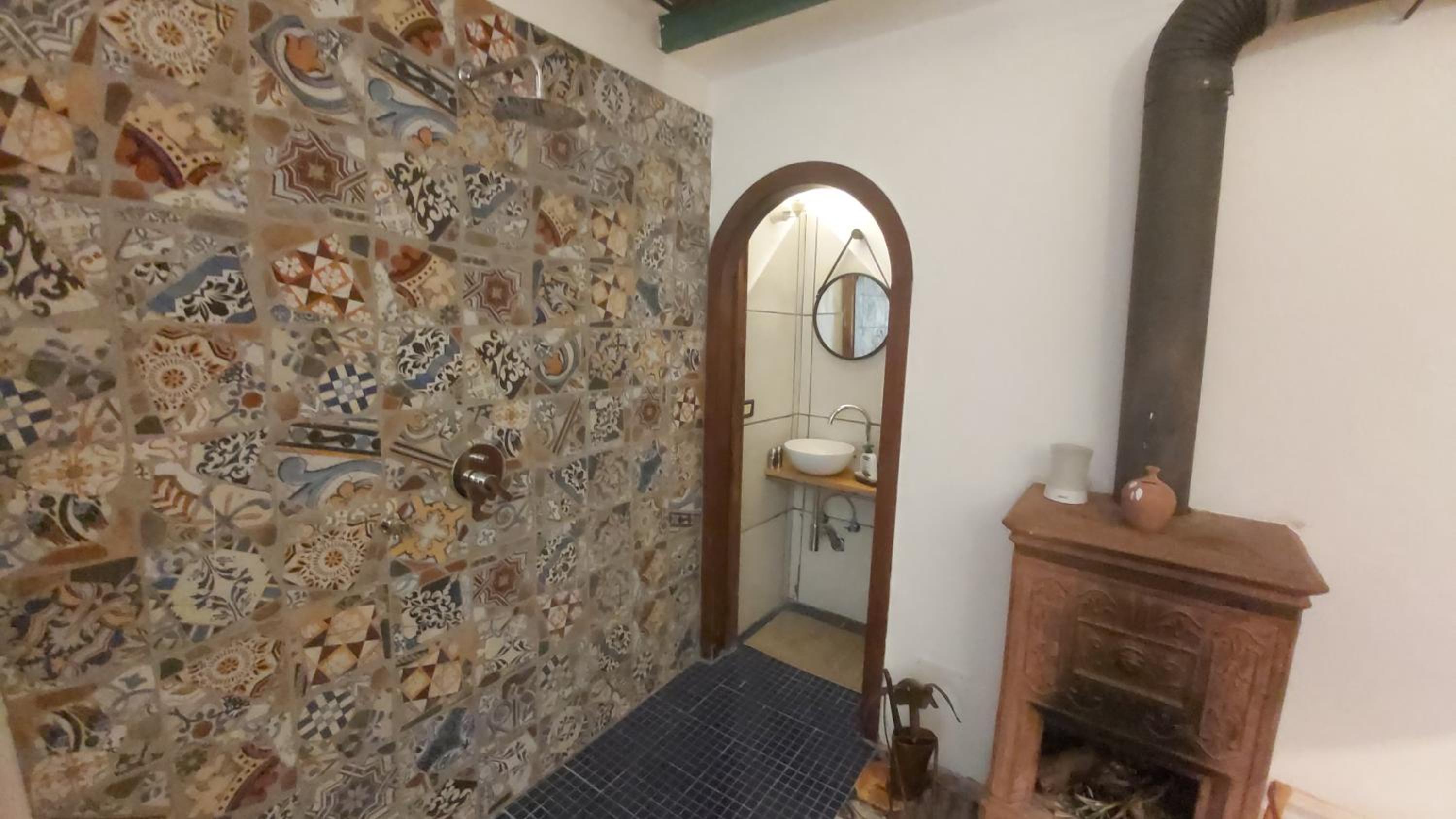 Double or Twin Room - Photo 33
