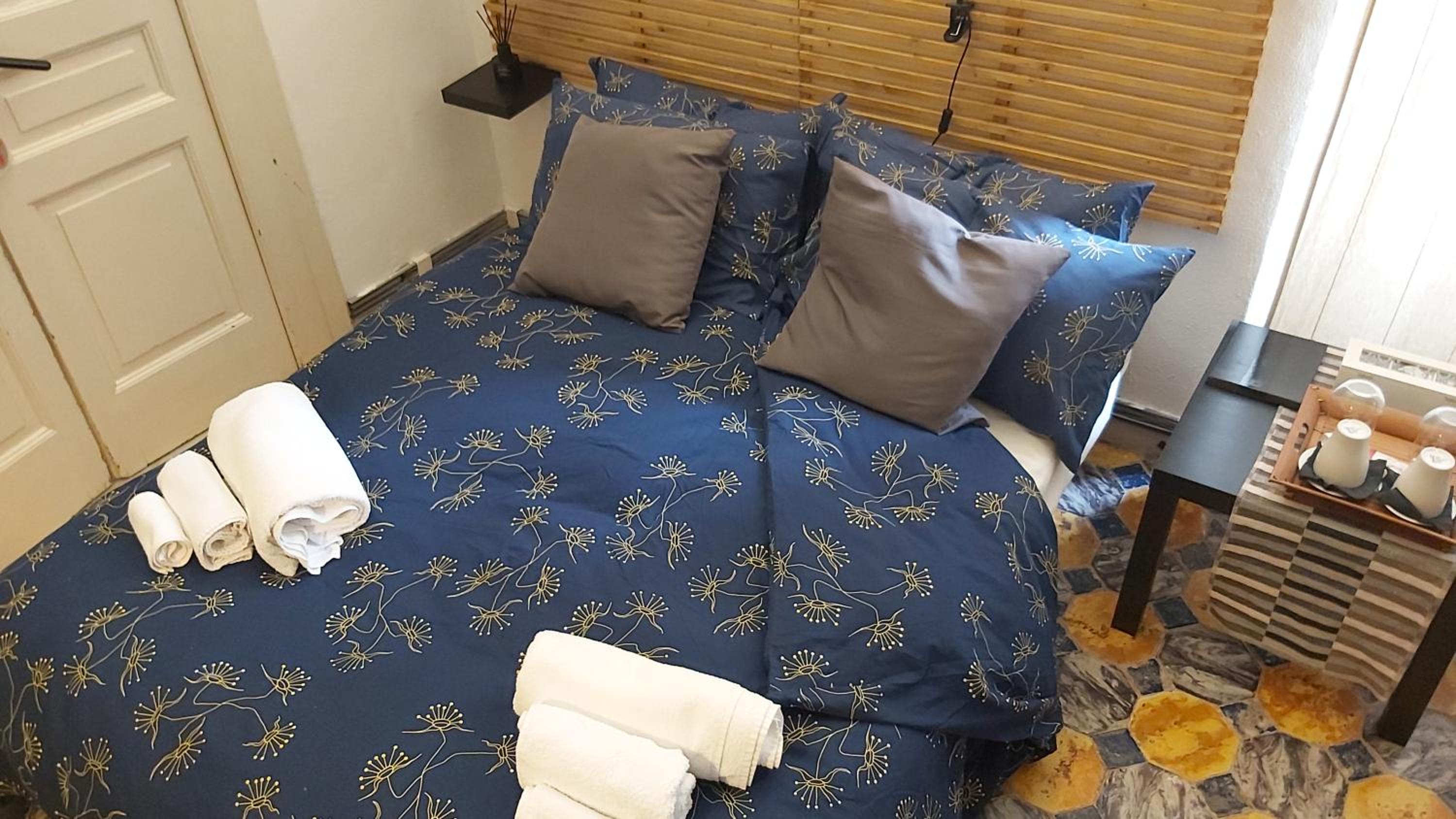Double or Twin Room - Photo 14
