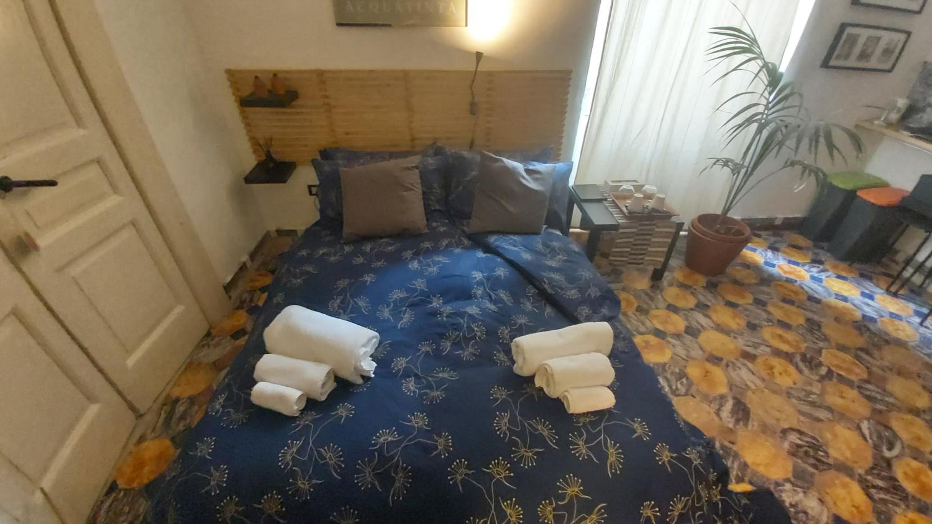 Double or Twin Room - Photo 5