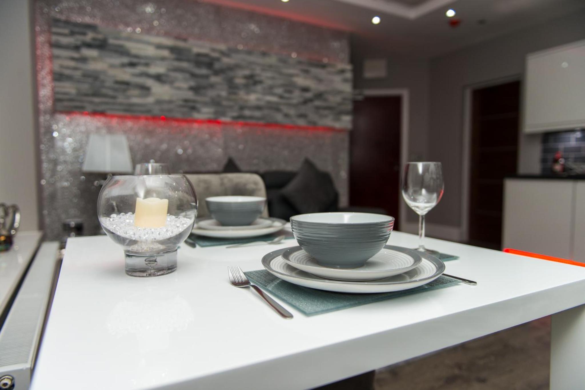 Executive Suite - Photo 21