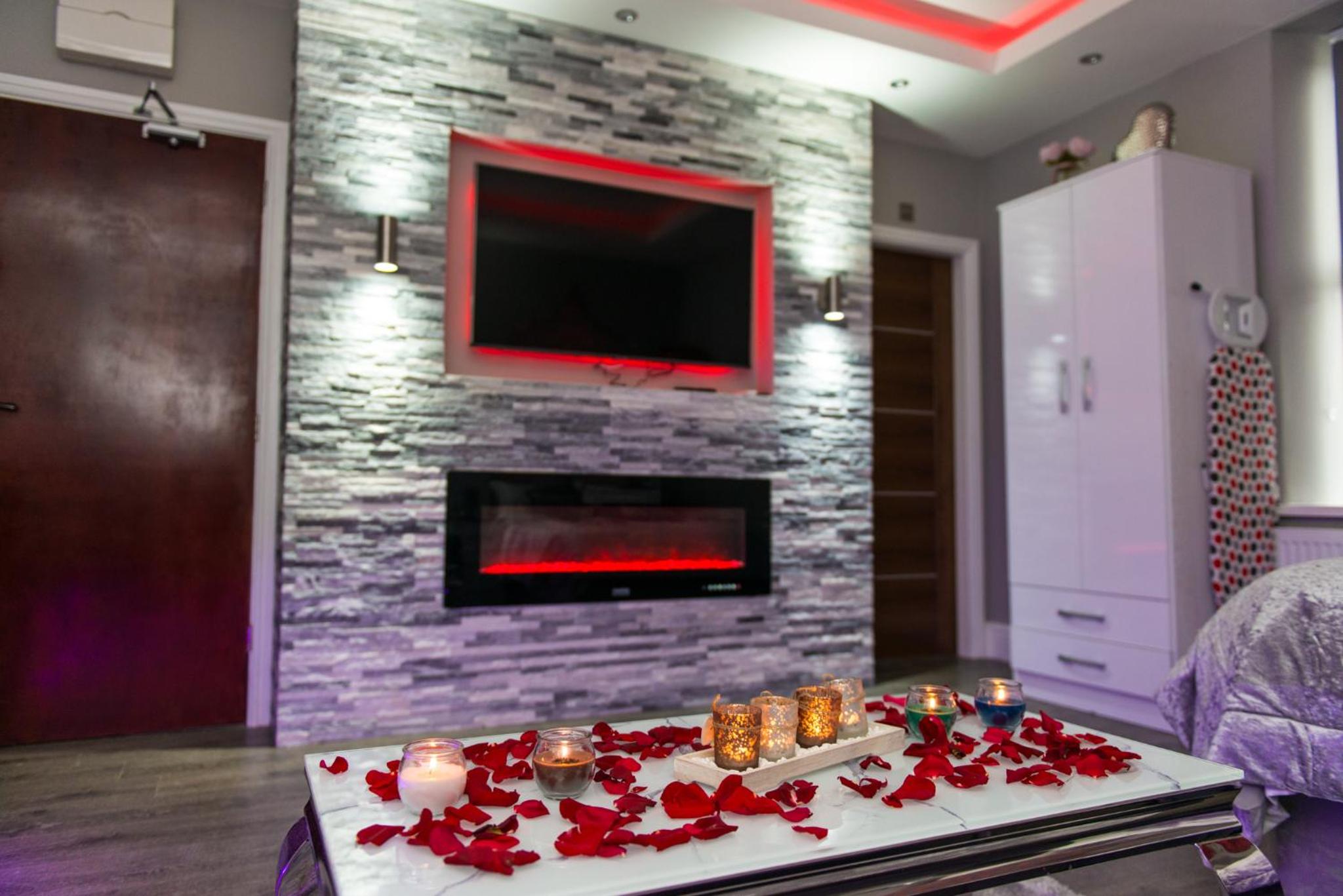 Superior Suite - Photo 10