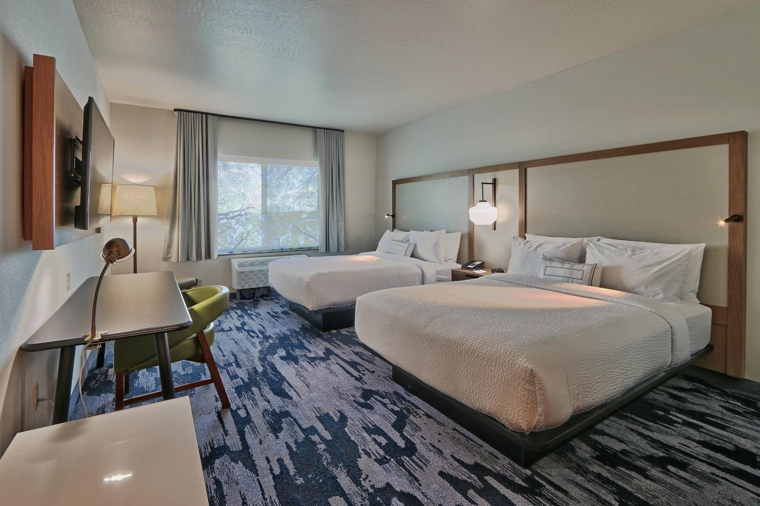 Queen Room with Two Queen Beds and Transfer Shower - Mobility Access/Hearing Accessible photo 1