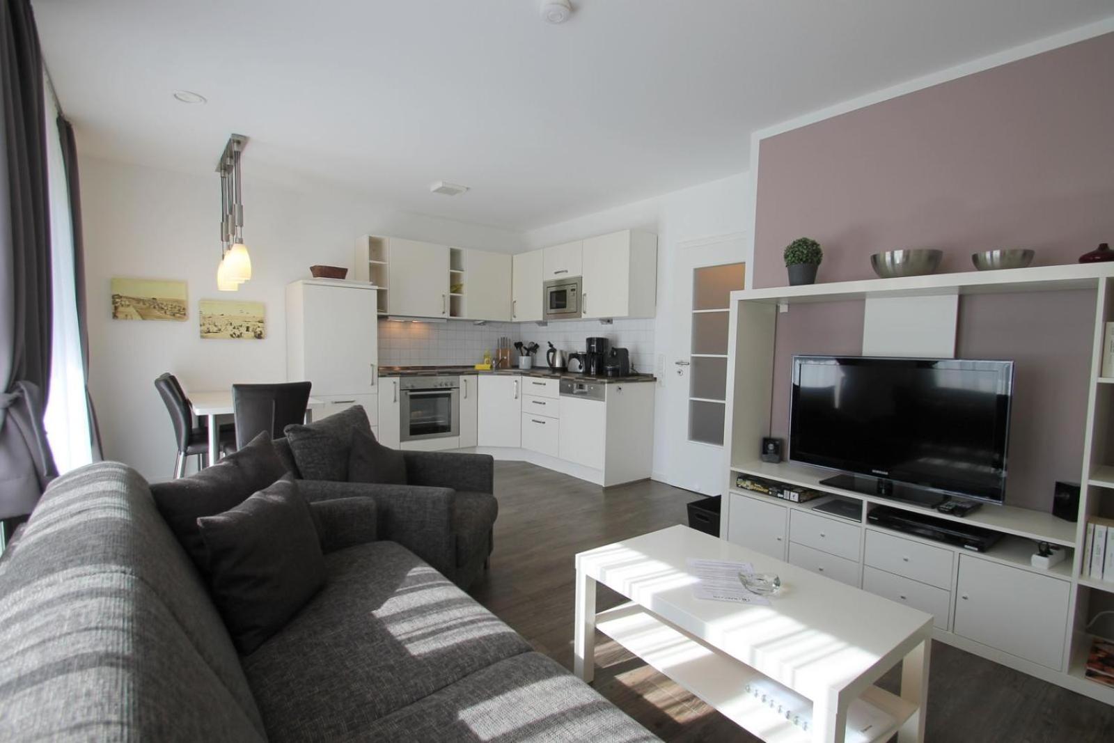 Apartment with Terrace photo 1