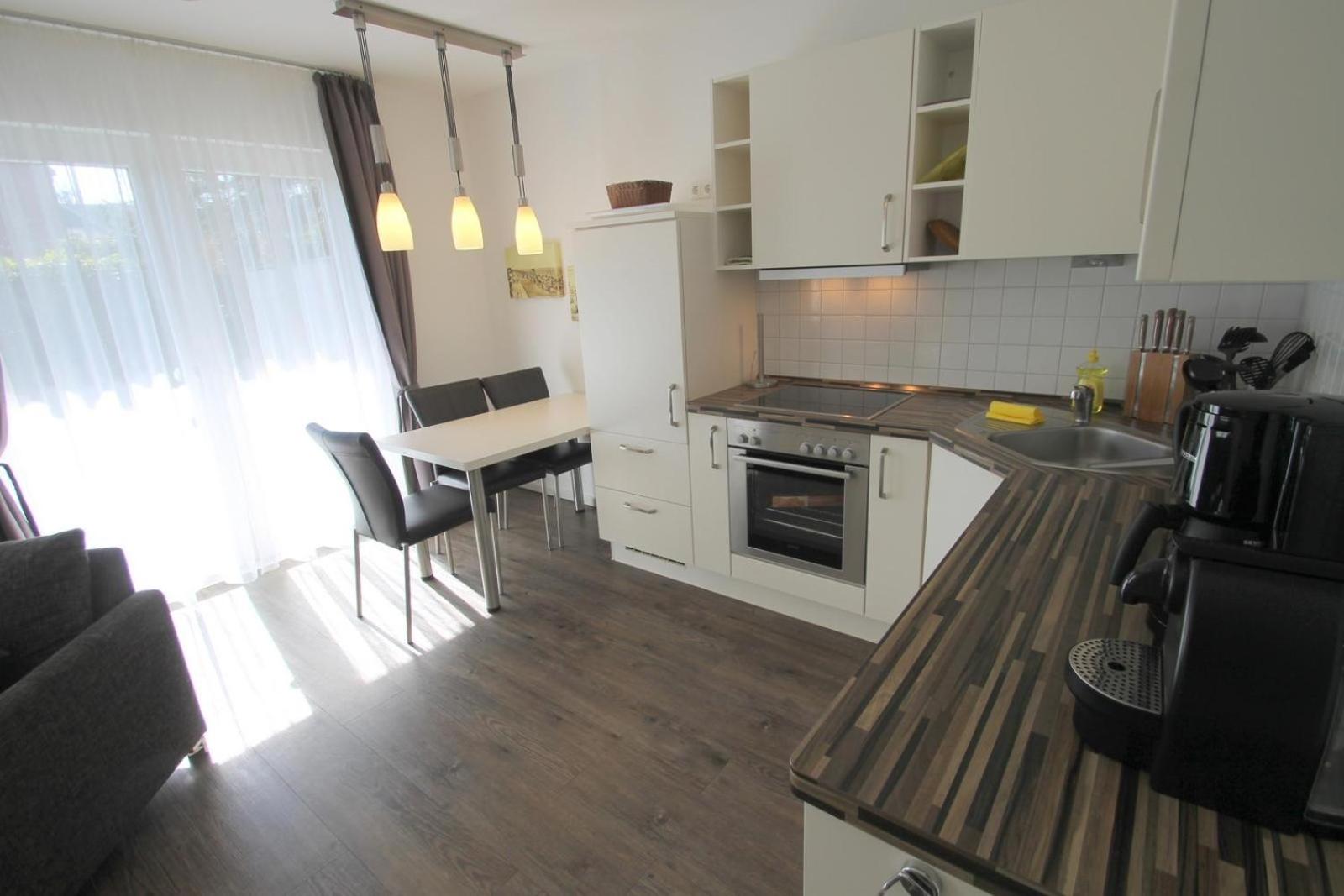 Apartment with Terrace photo 3