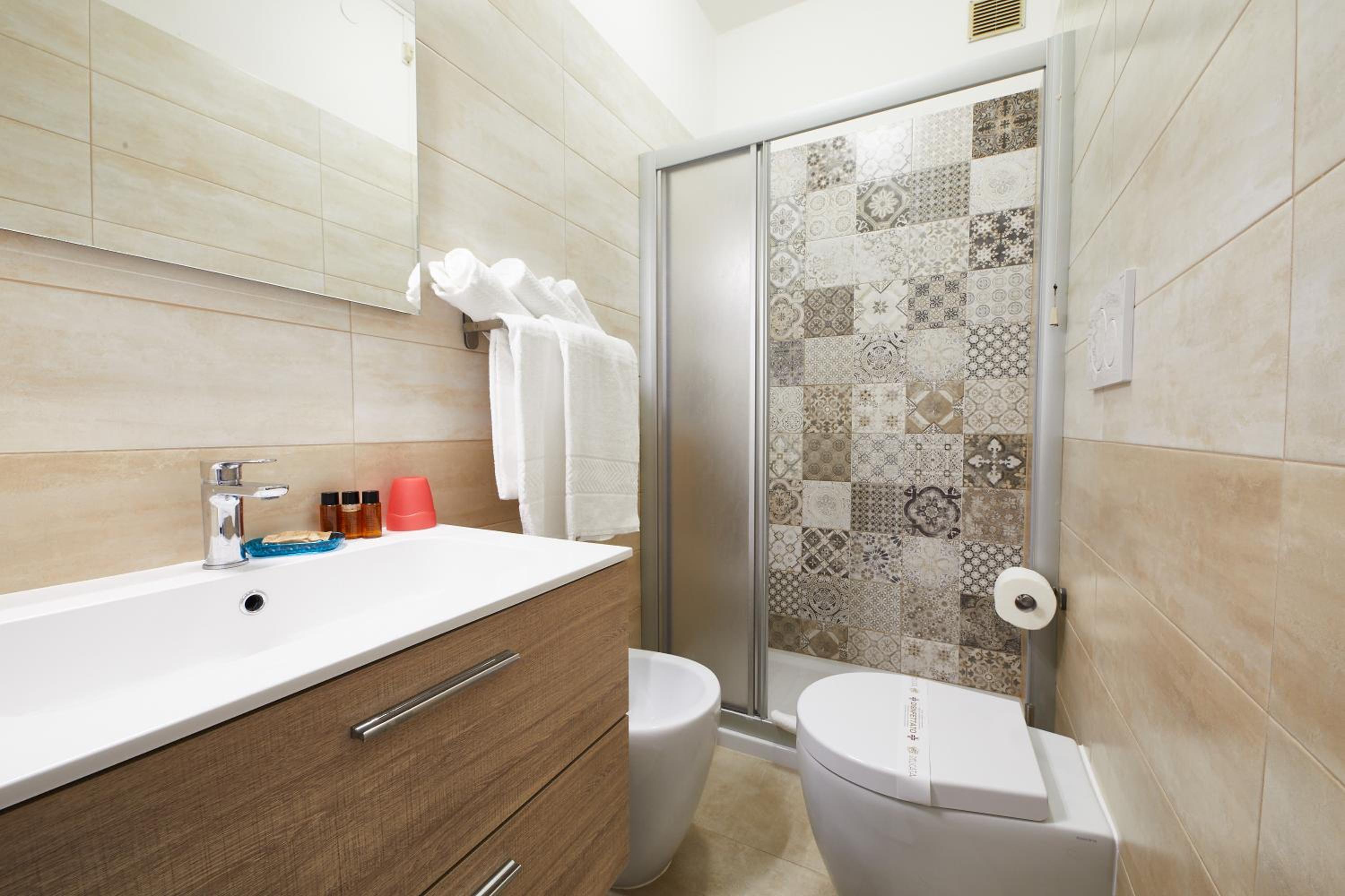Double Room - Photo 4