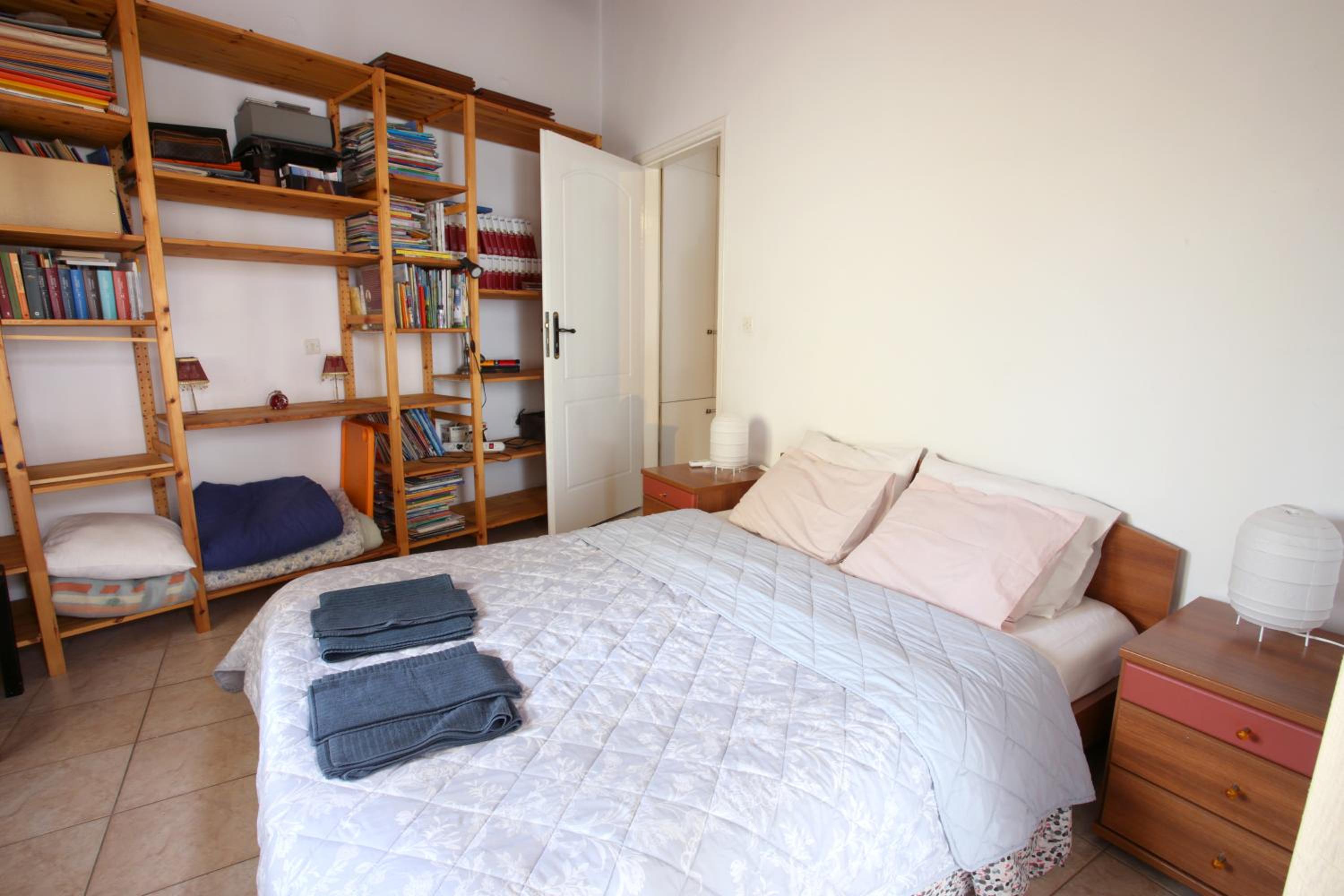 One-Bedroom Apartment - Photo 22