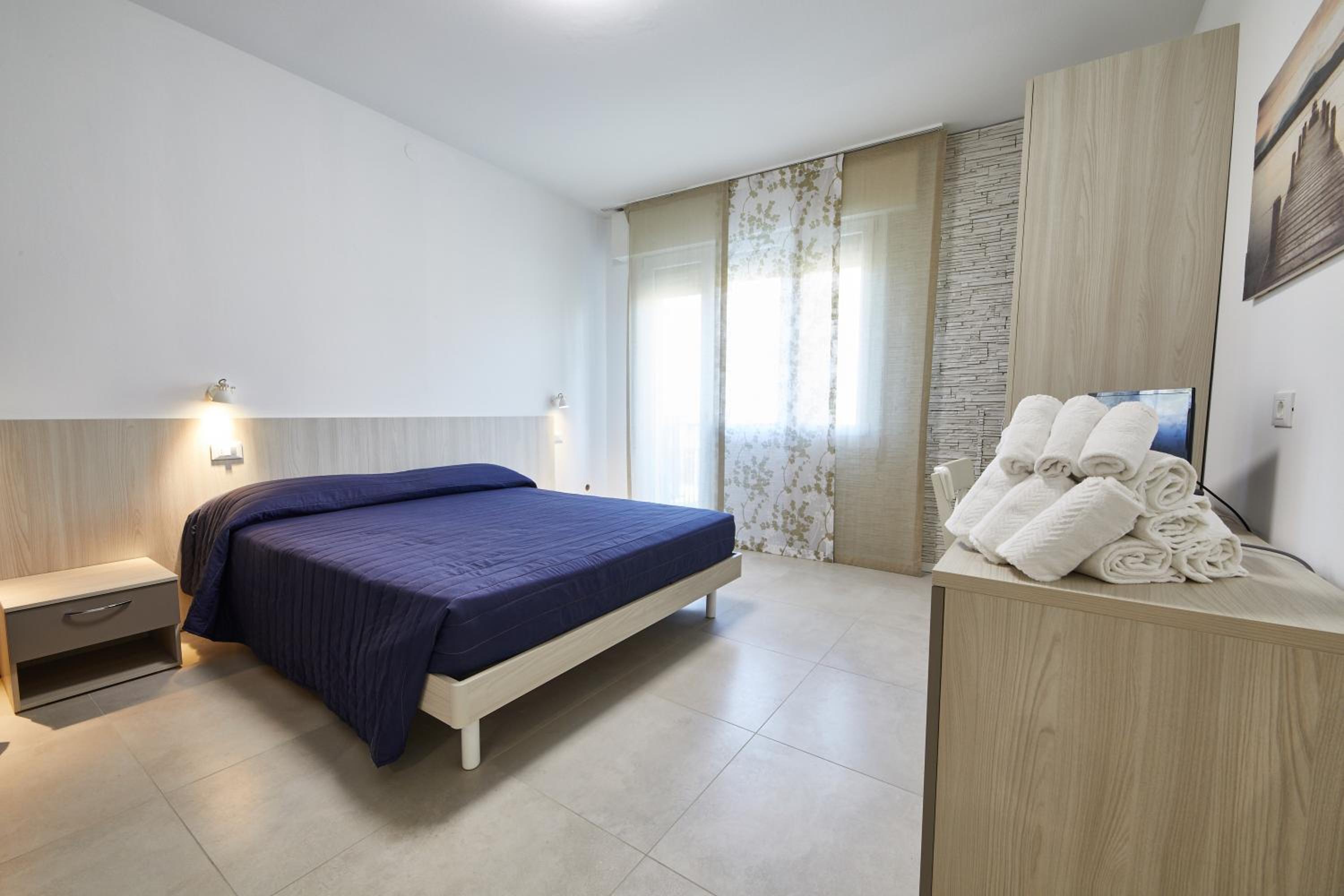 Classic Quadruple Room - Photo 5