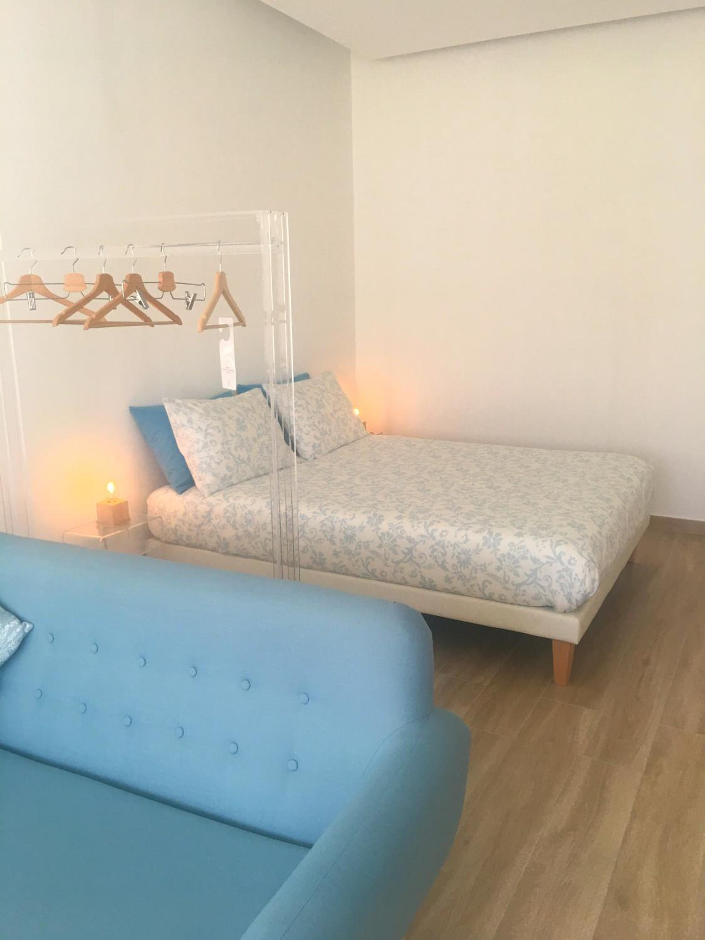 One-Bedroom Apartment - Photo 19