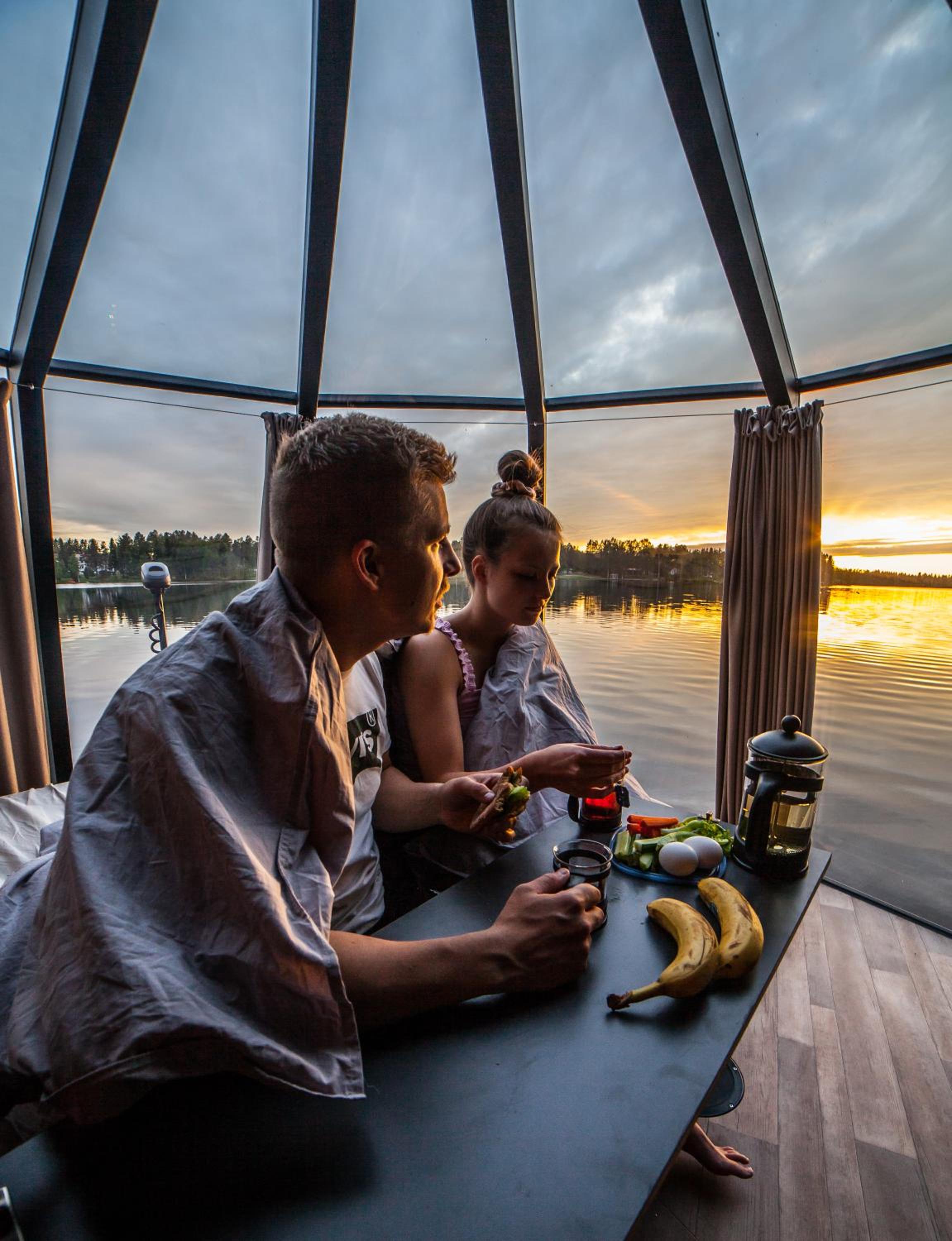 Suite with Lake View - Photo 16