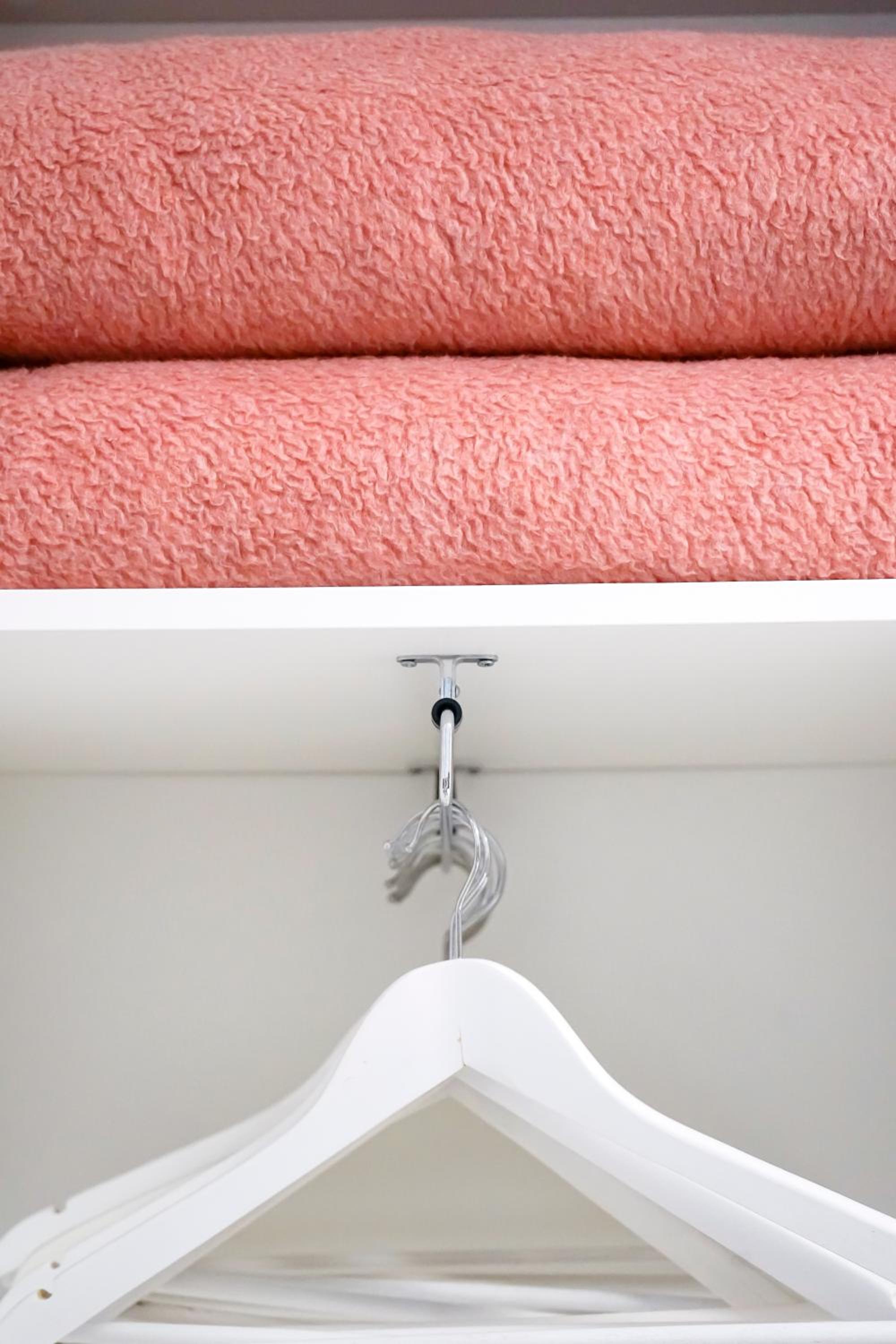 Single Room with Private Bathroom photo 2