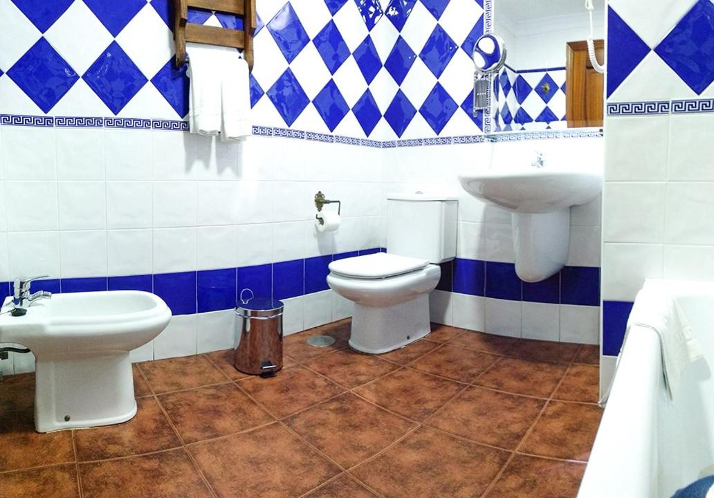 Triple Room - Photo 6