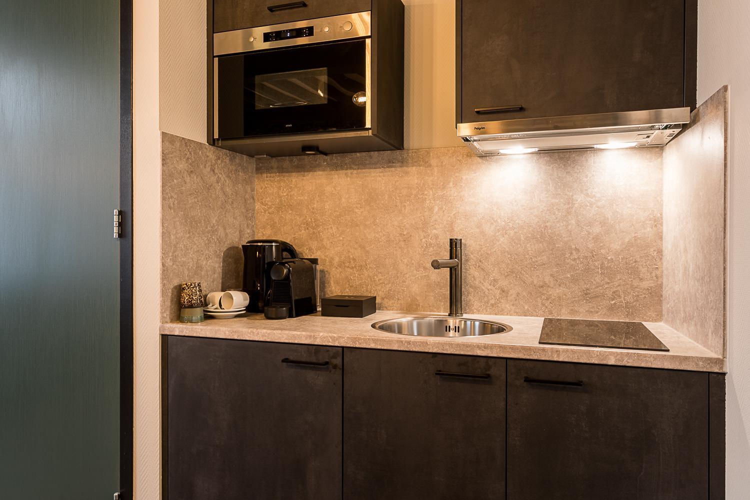 Deluxe Junior Suite photo 3