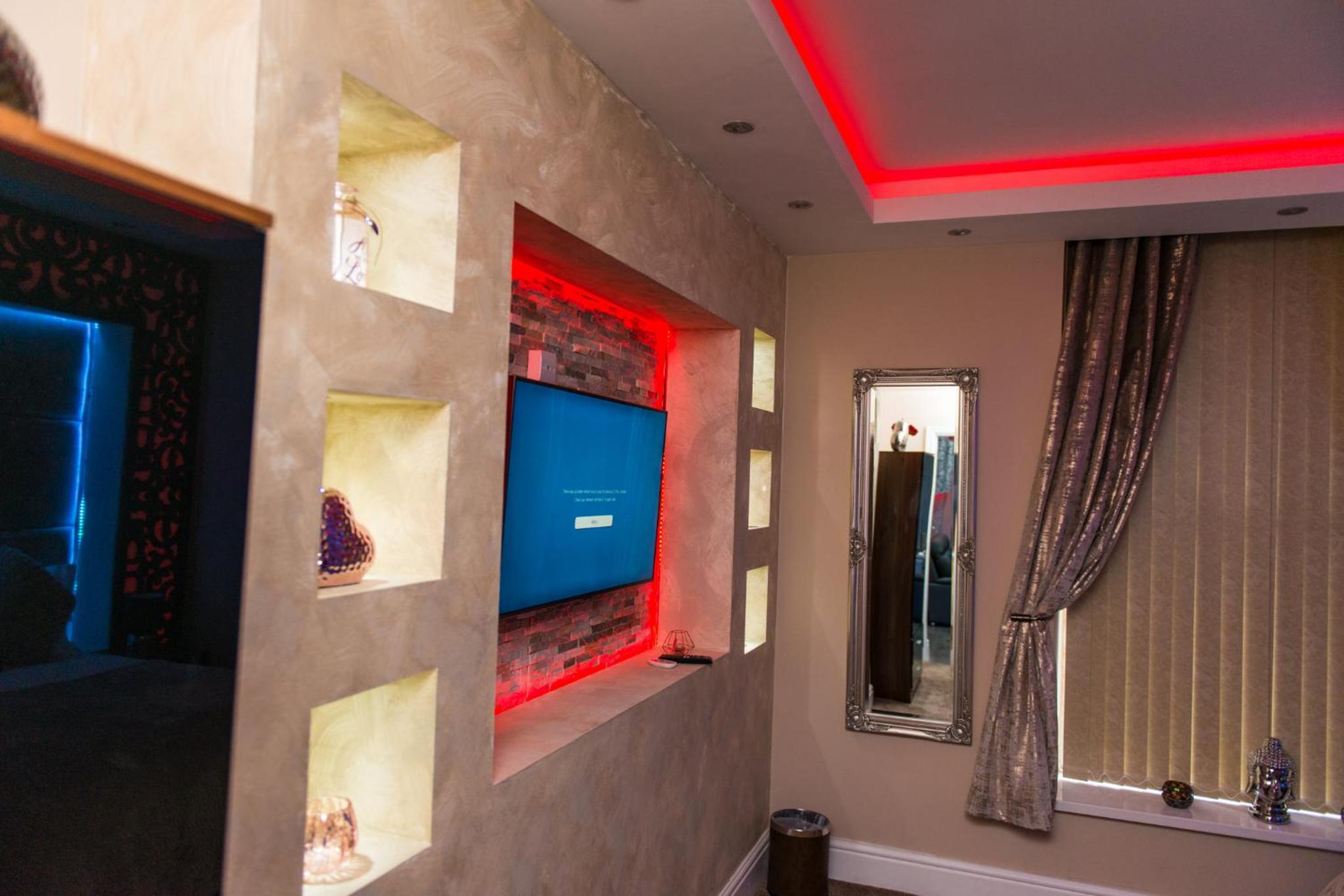 Executive Suite - Photo 52