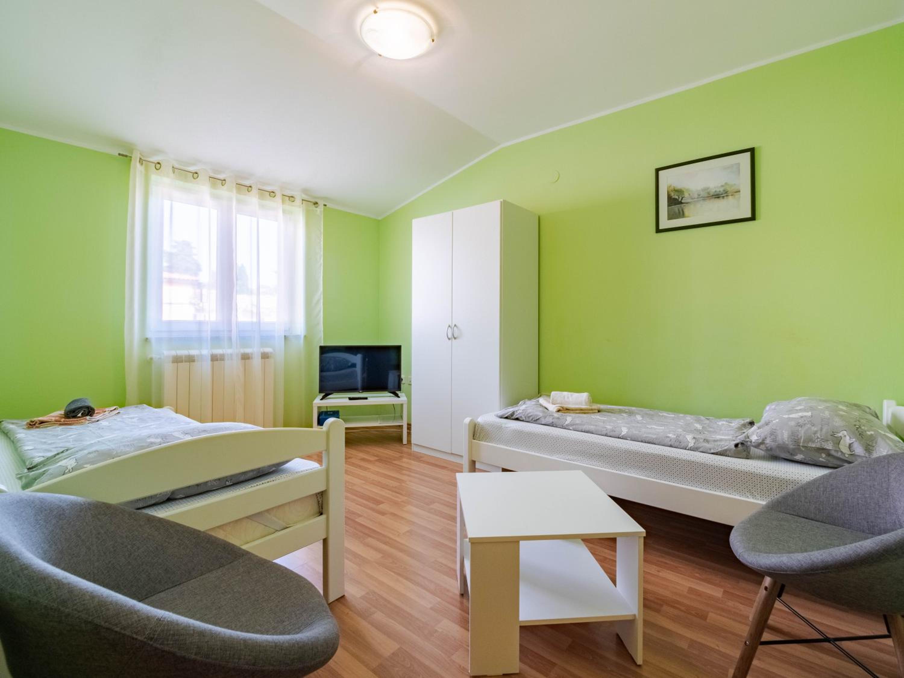 Apartment photo 1