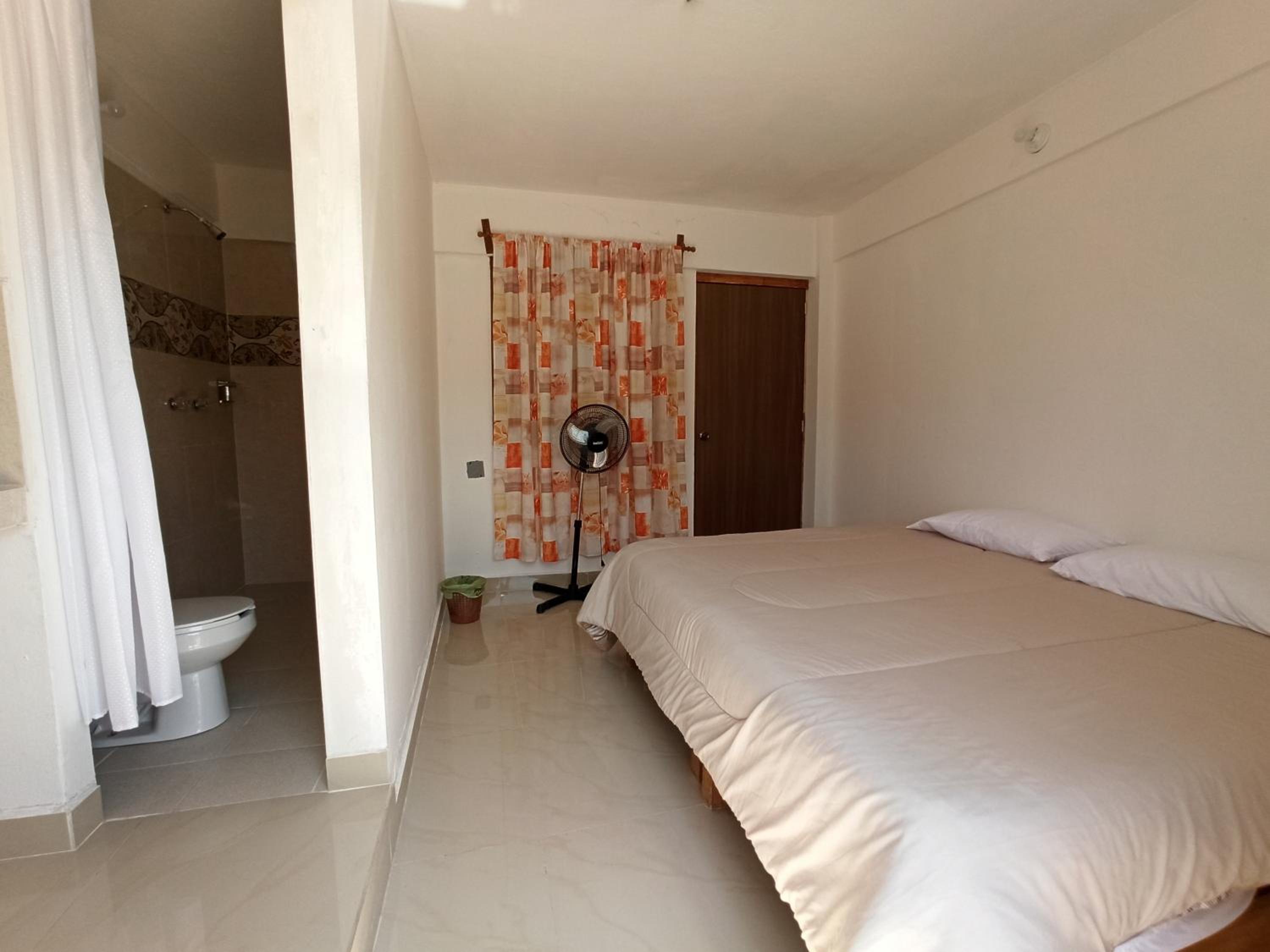 Standard King Room - Photo 1