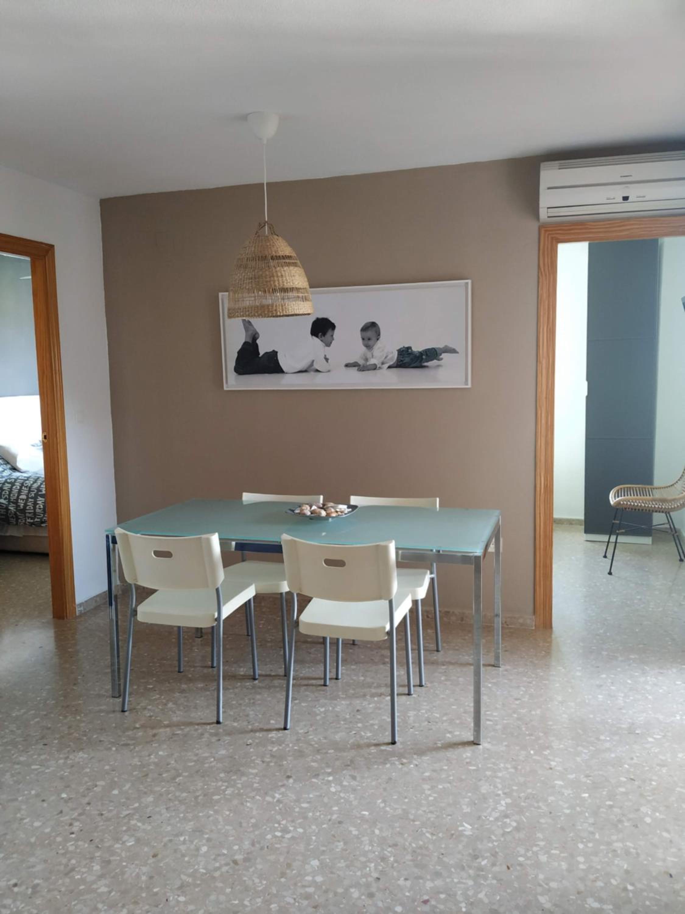 Apartment photo 2