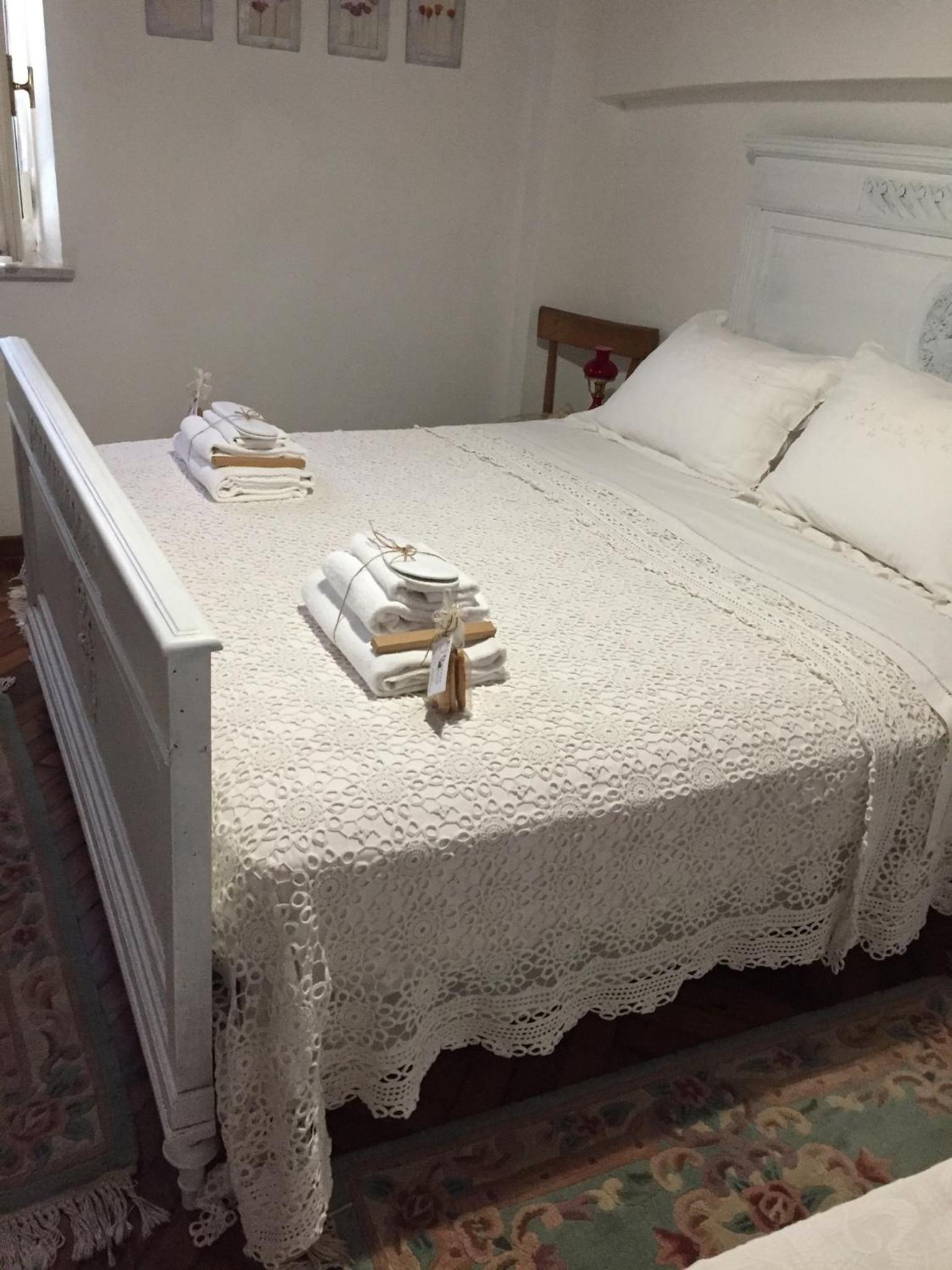 Double Room with Private External Bathroom photo 1