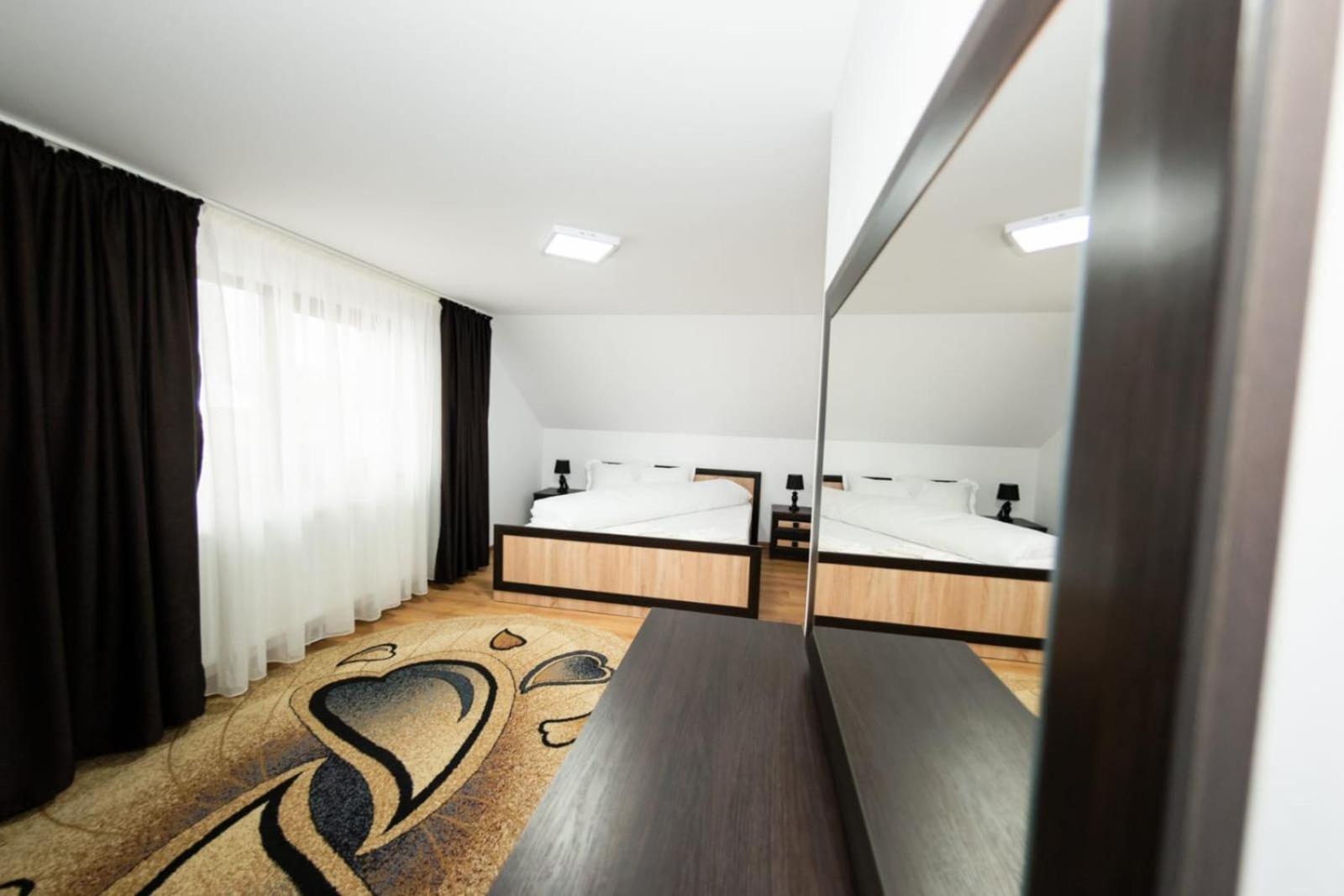 Family Suite with Balcony photo 2